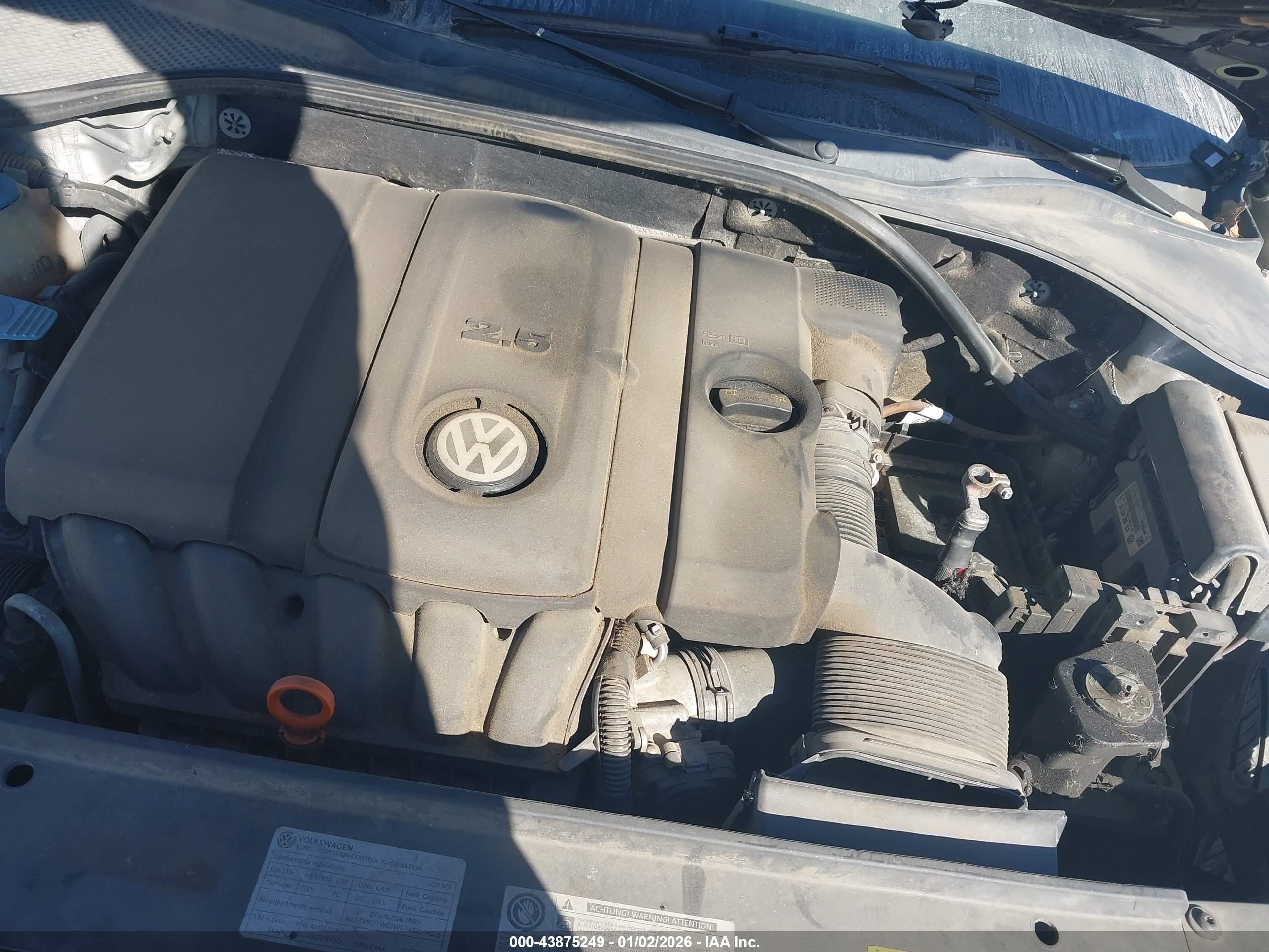 VOLKSWAGEN PASSAT image 10