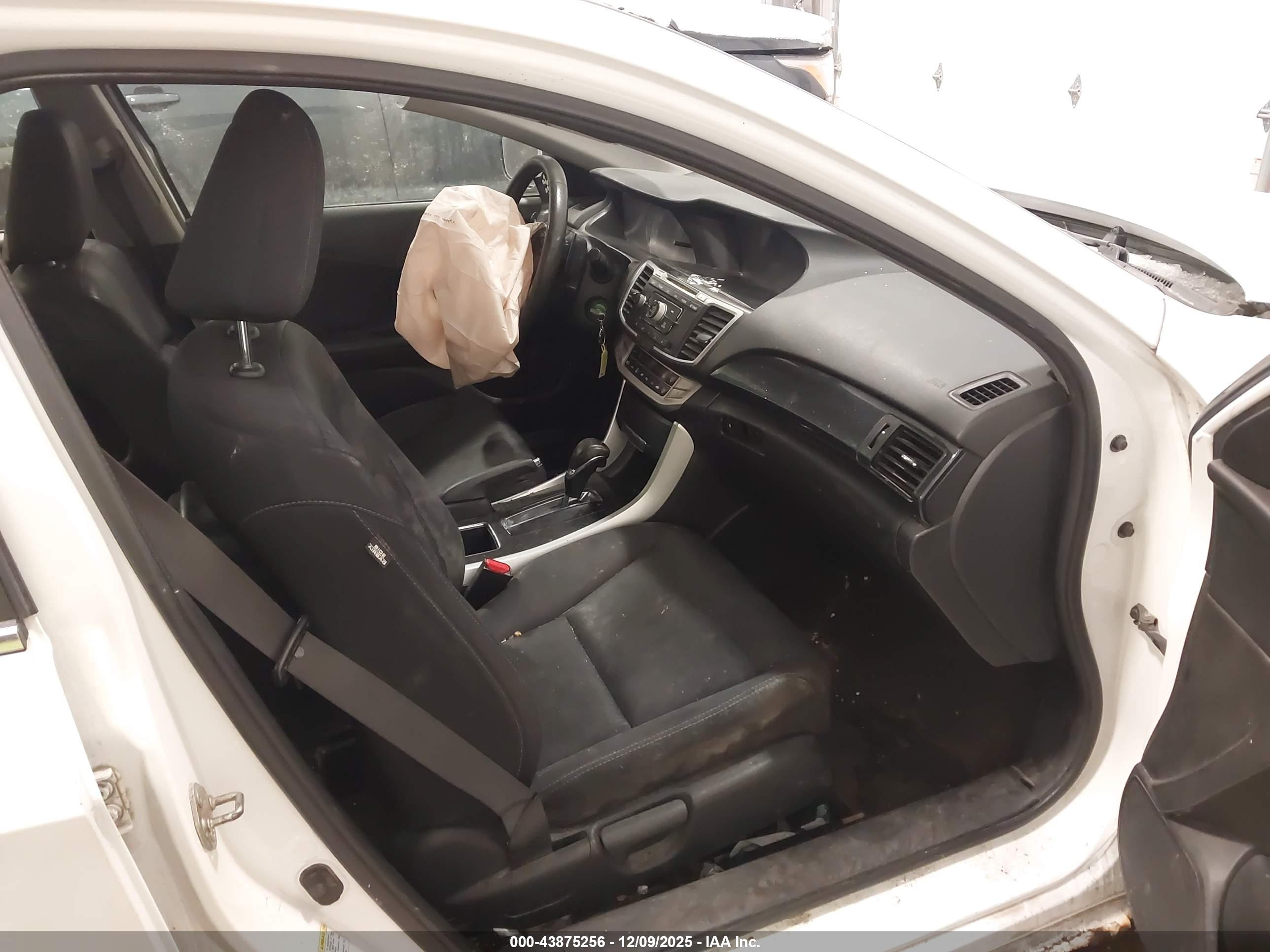 HONDA ACCORD image 5