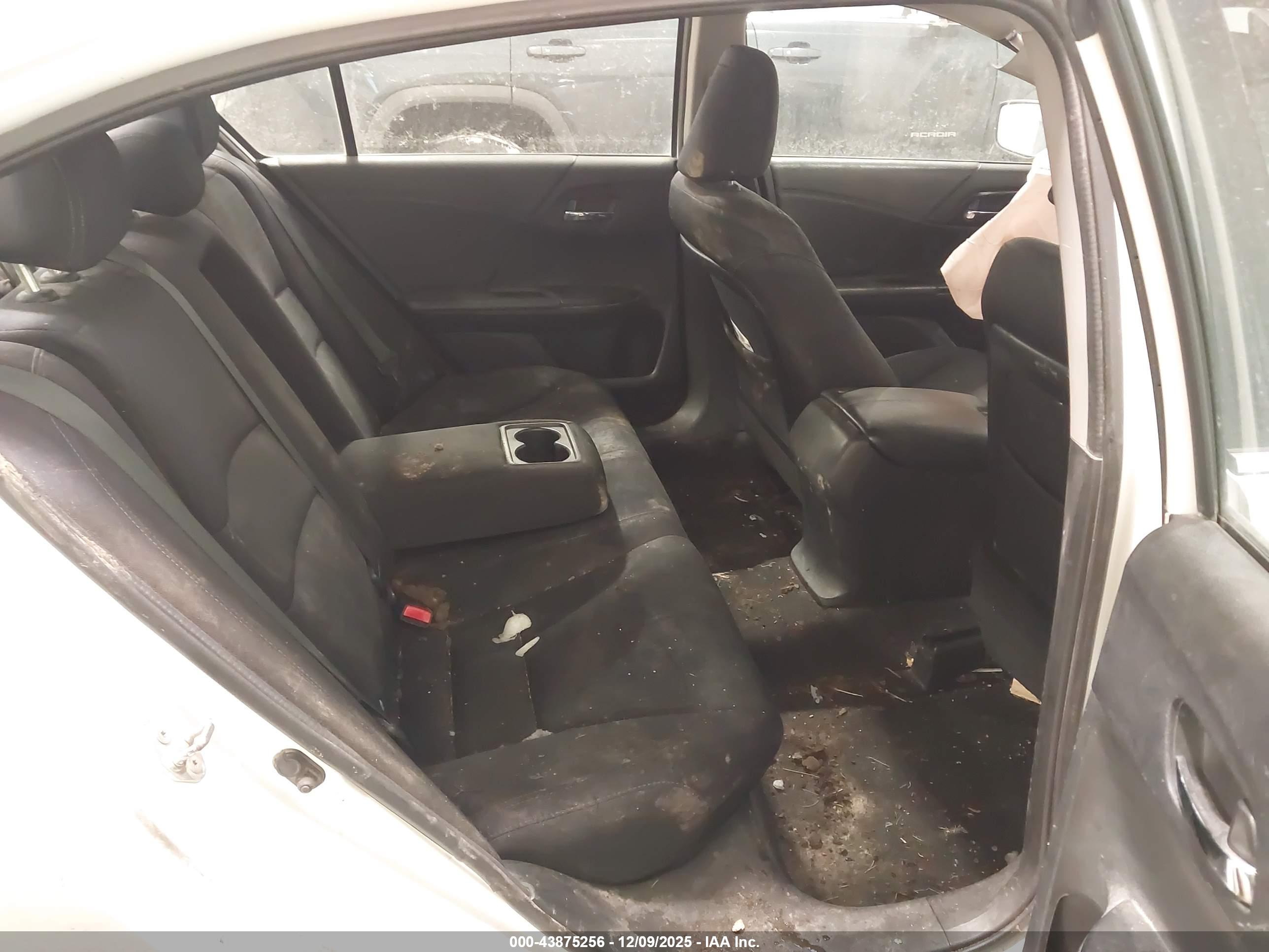 HONDA ACCORD image 8