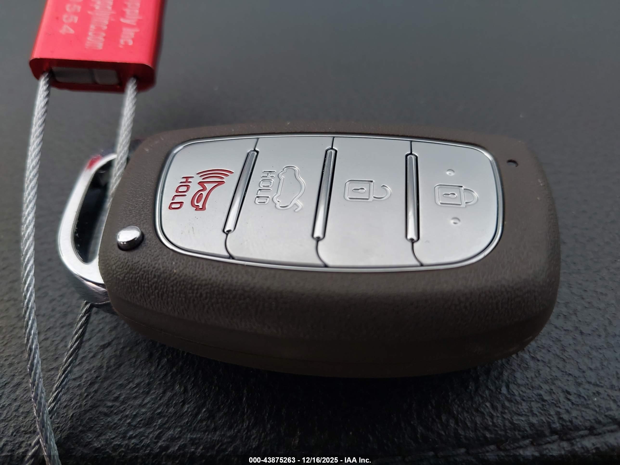 HYUNDAI SONATA image 11