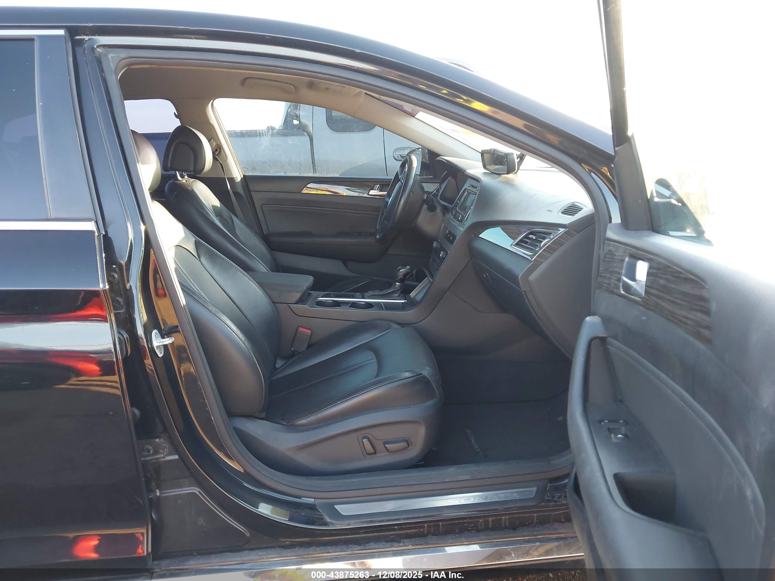 HYUNDAI SONATA image 5