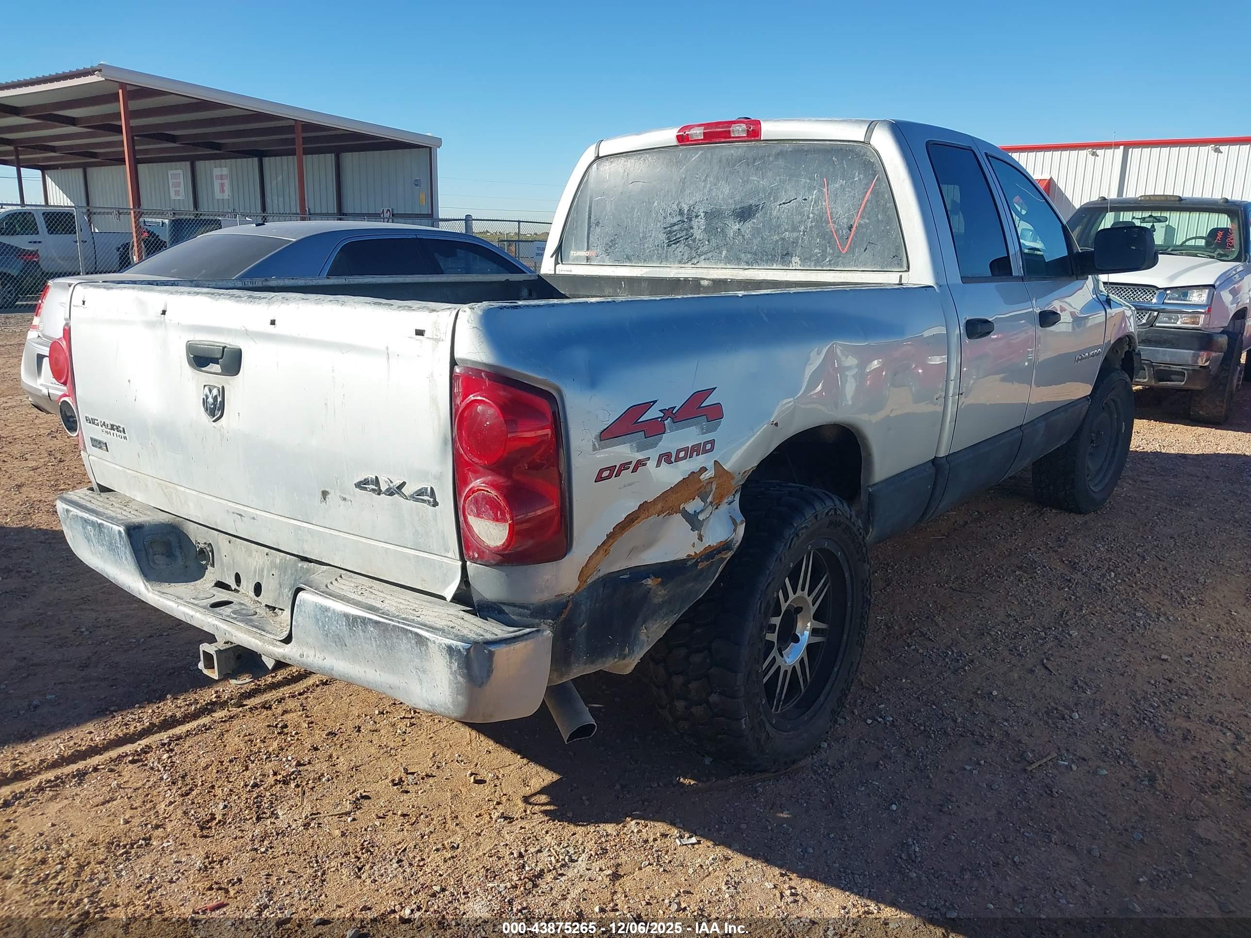 DODGE RAM image 4