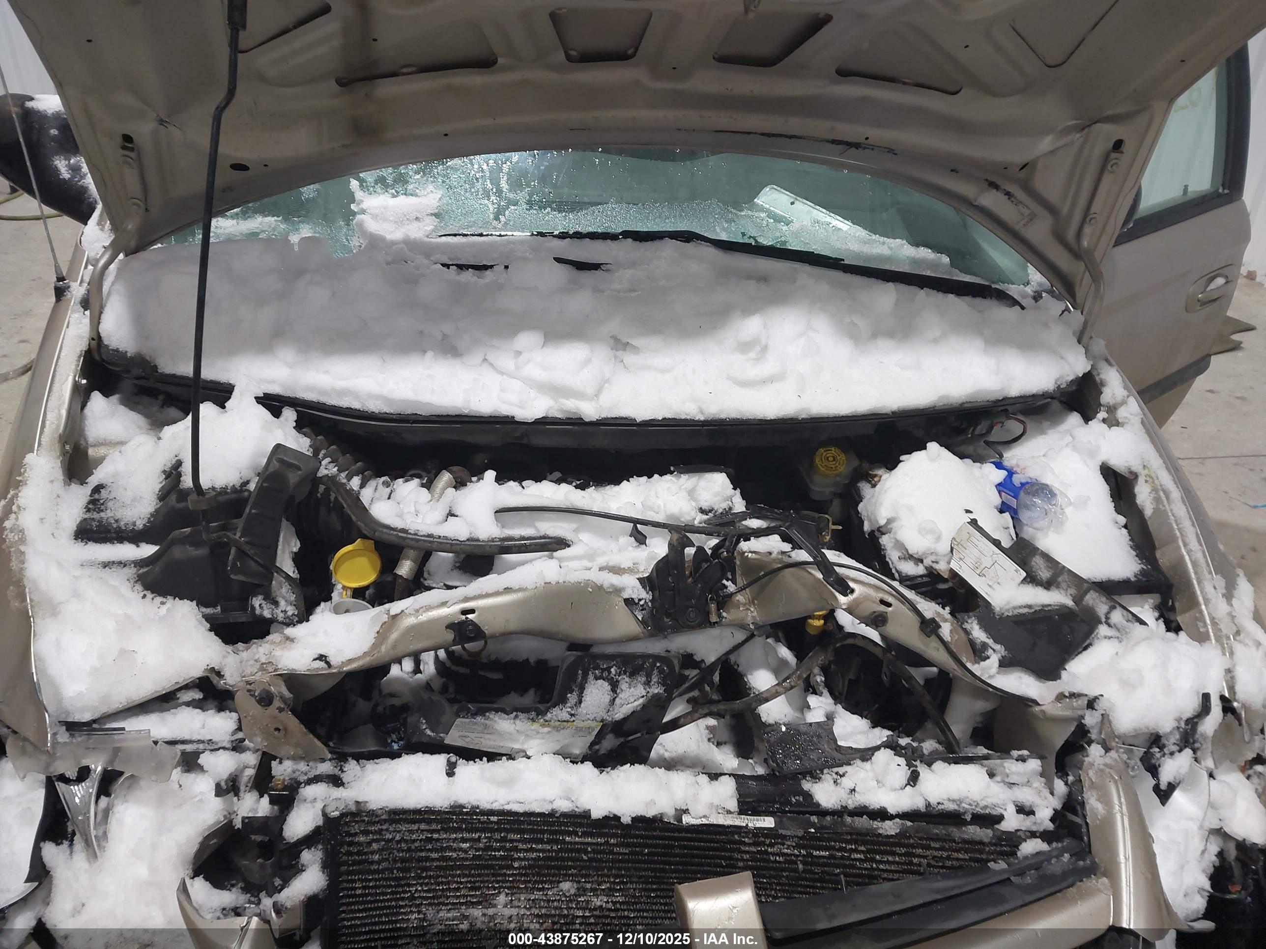 DODGE CARAVAN image 10