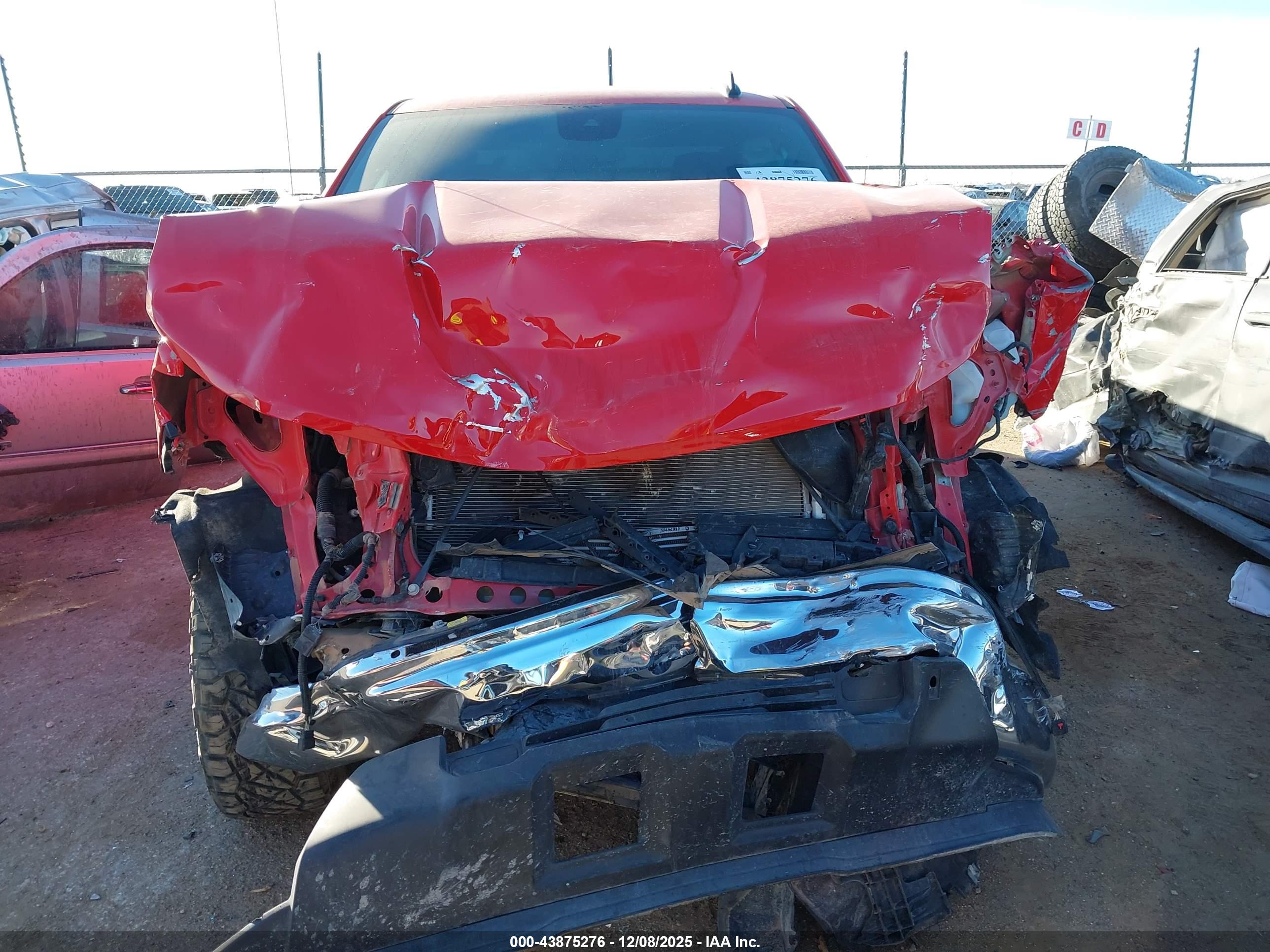 CHEVROLET SILVERADO image 6