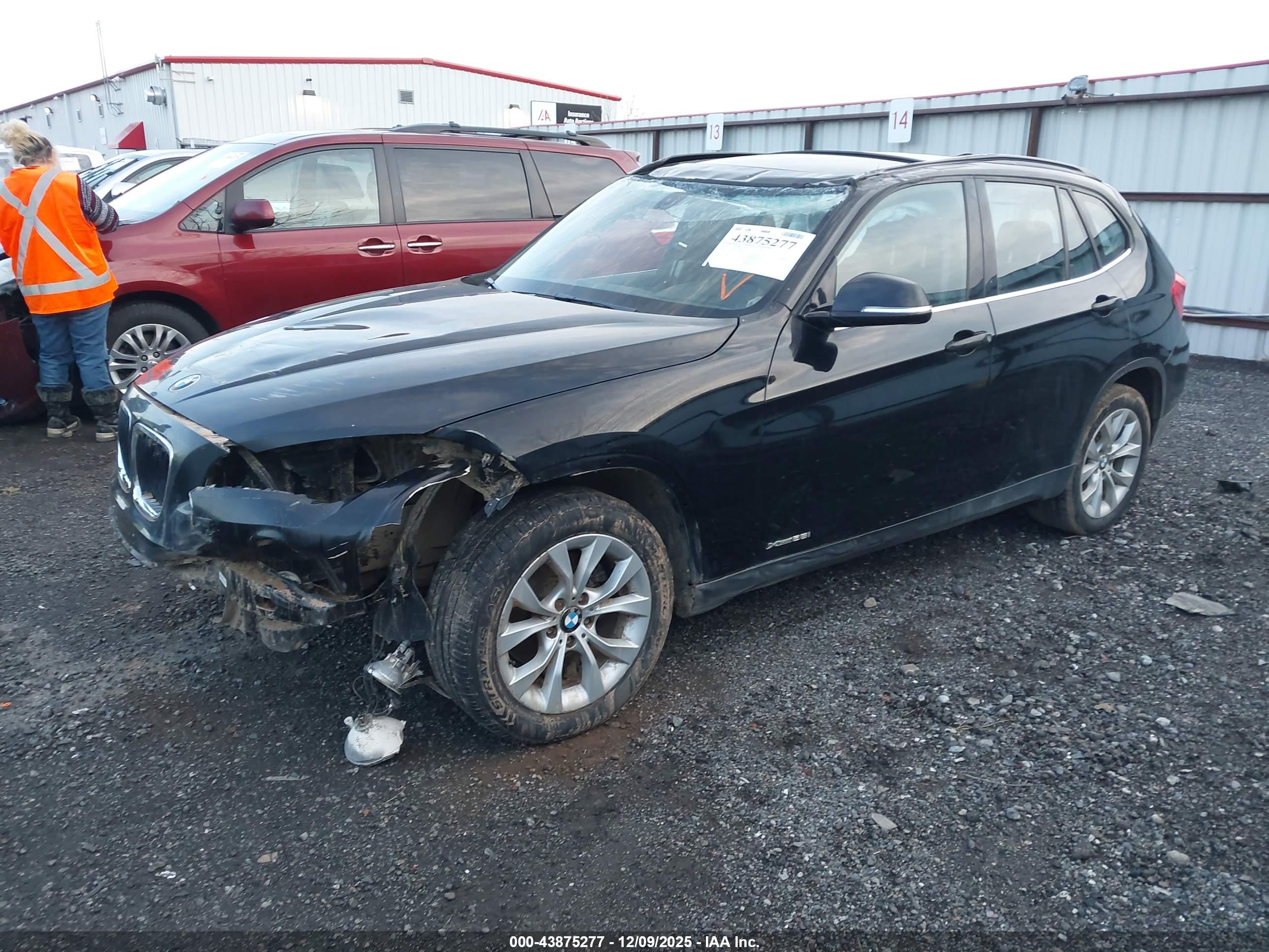 BMW X1 image 2