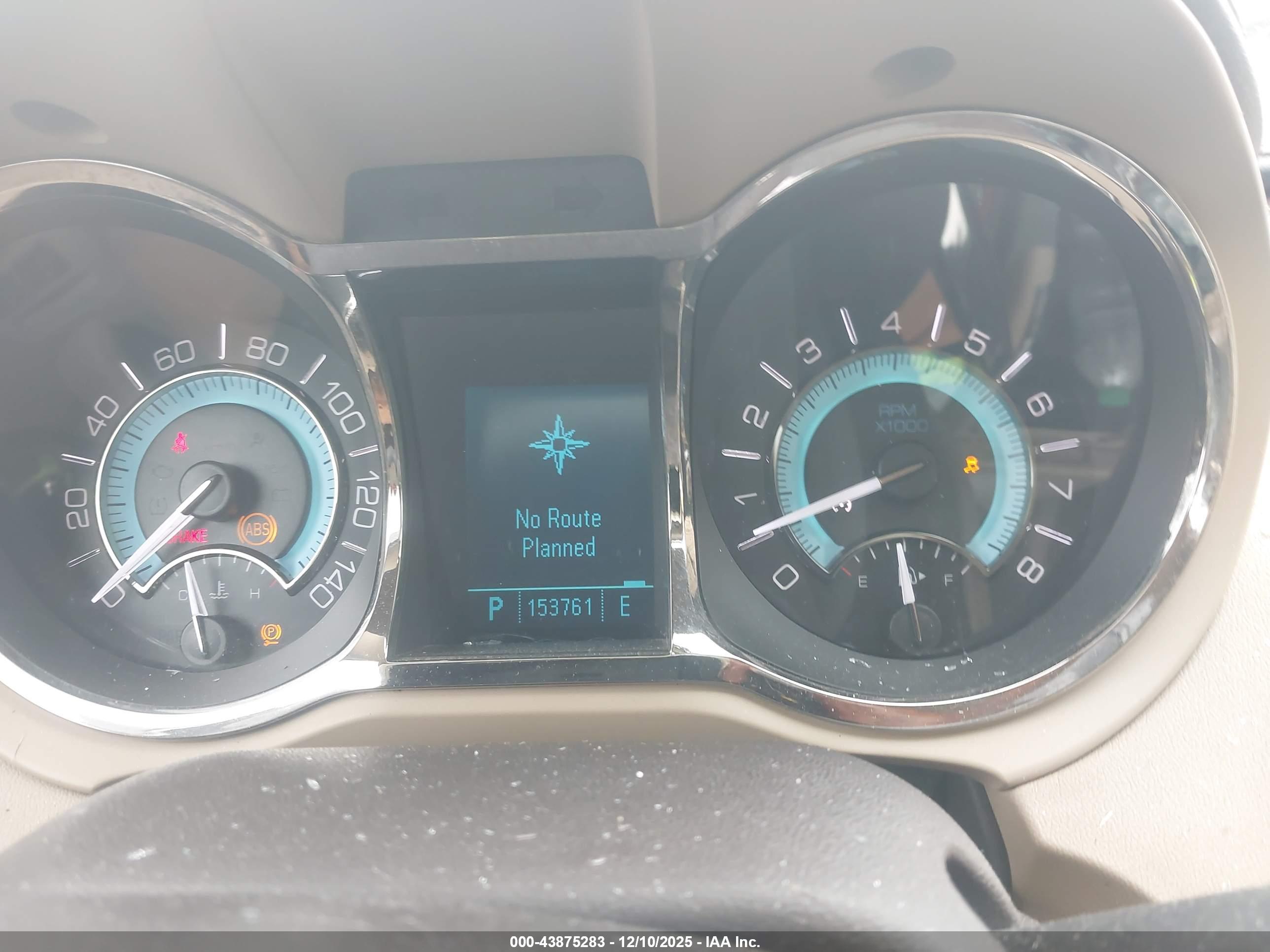 BUICK LACROSSE image 7