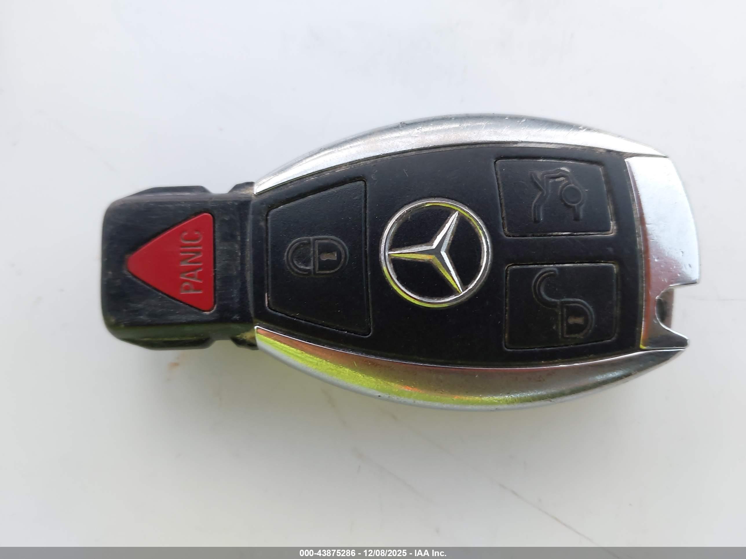 MERCEDES-BENZ C image 11