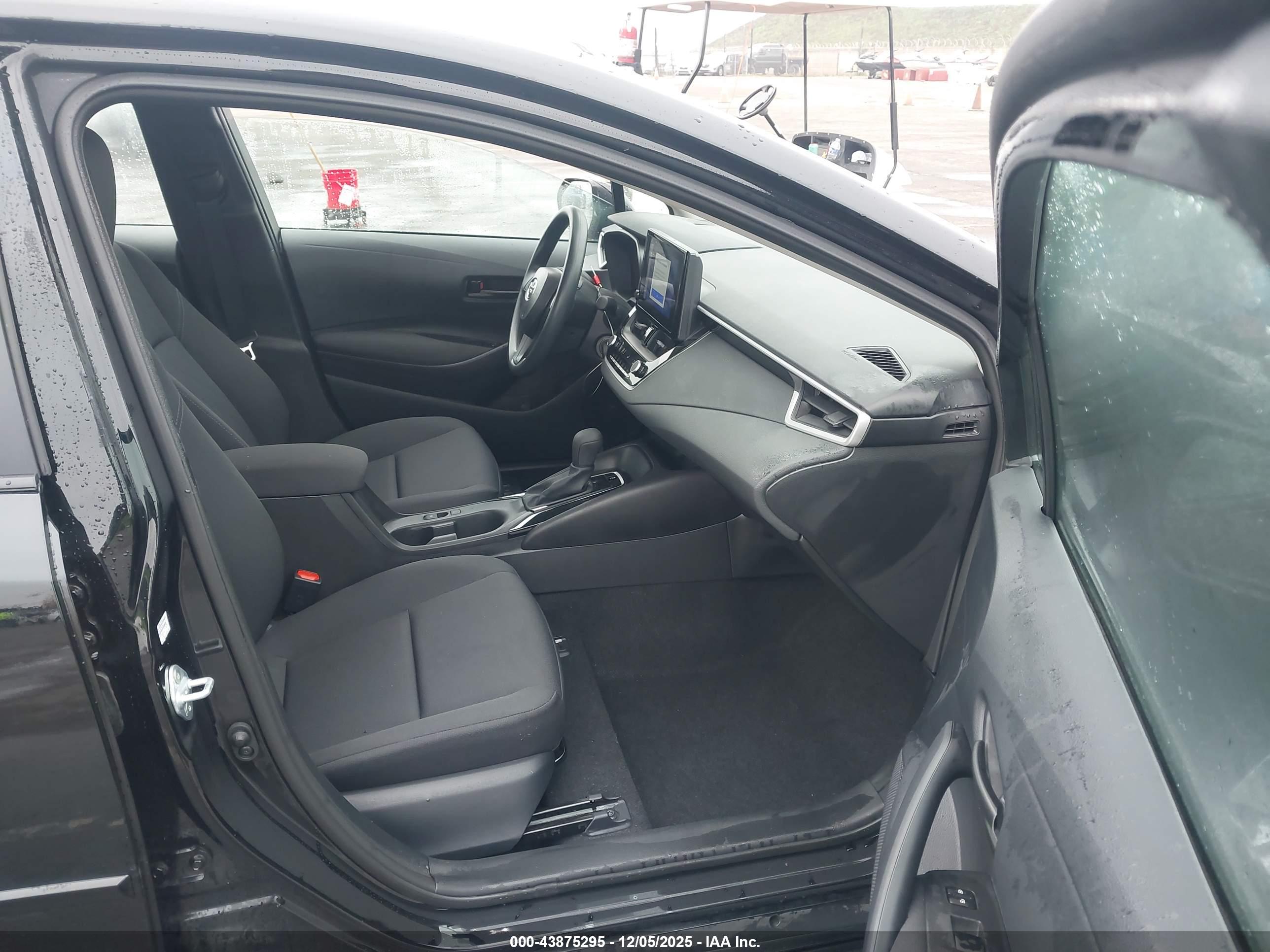 TOYOTA COROLLA image 5