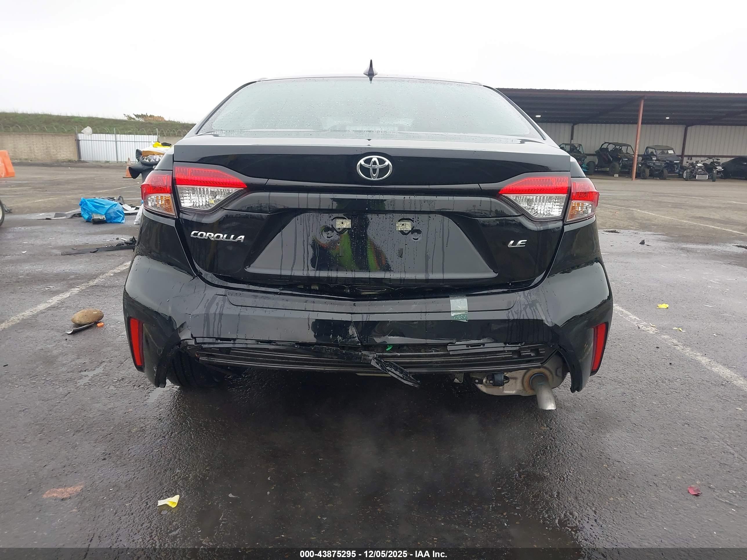 TOYOTA COROLLA image 6