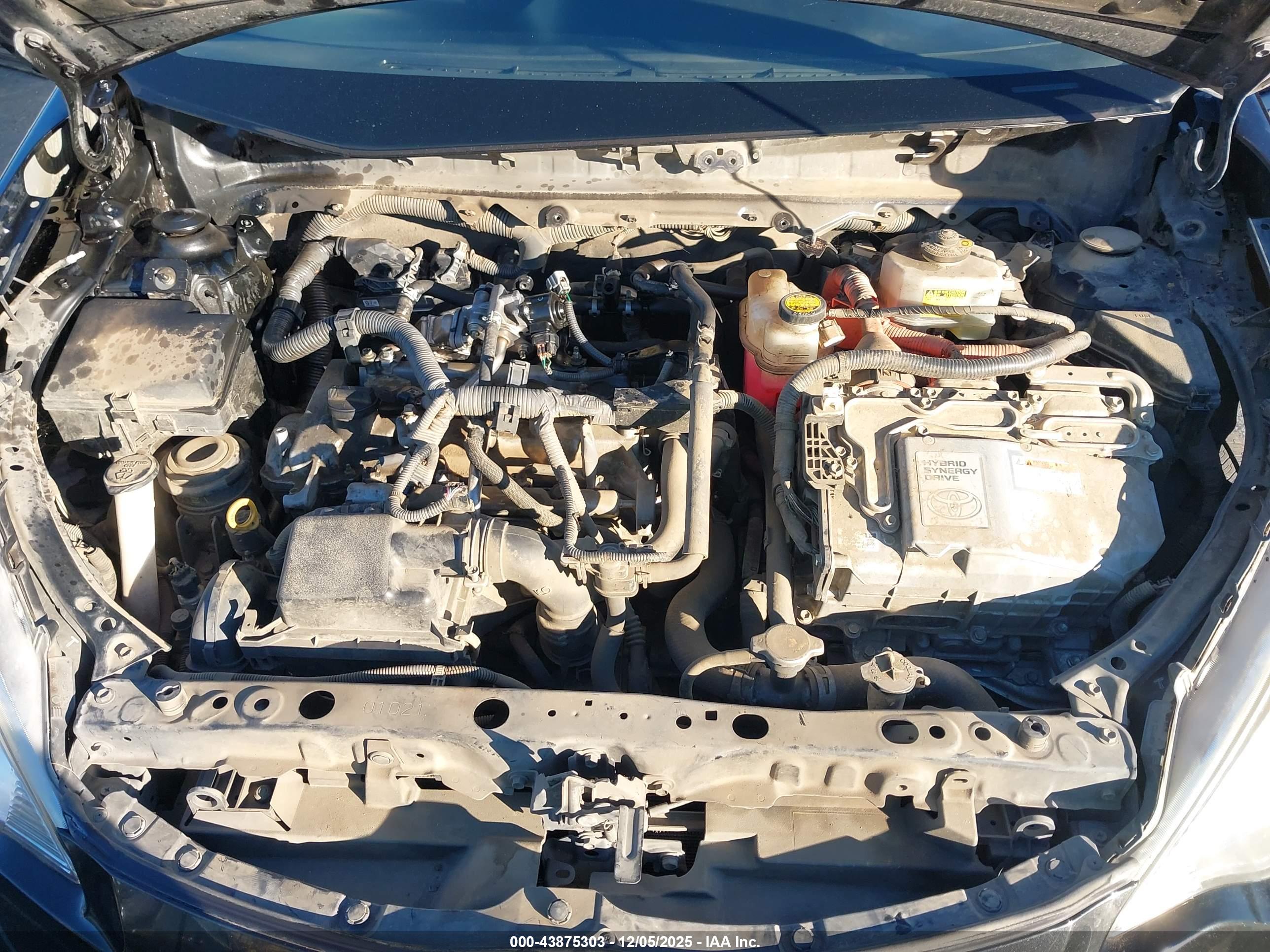 TOYOTA PRIUS image 10