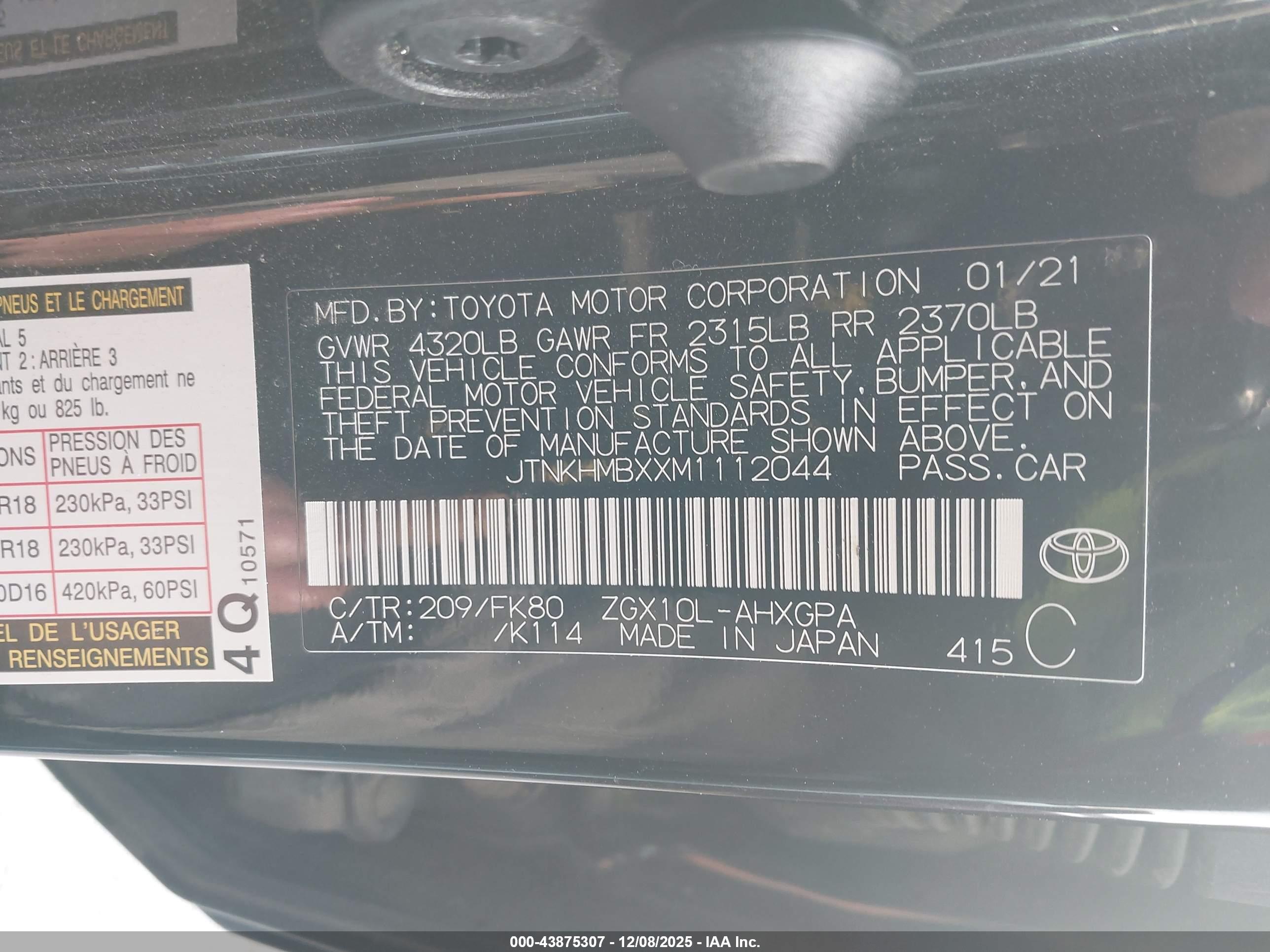 TOYOTA C-HR image 9
