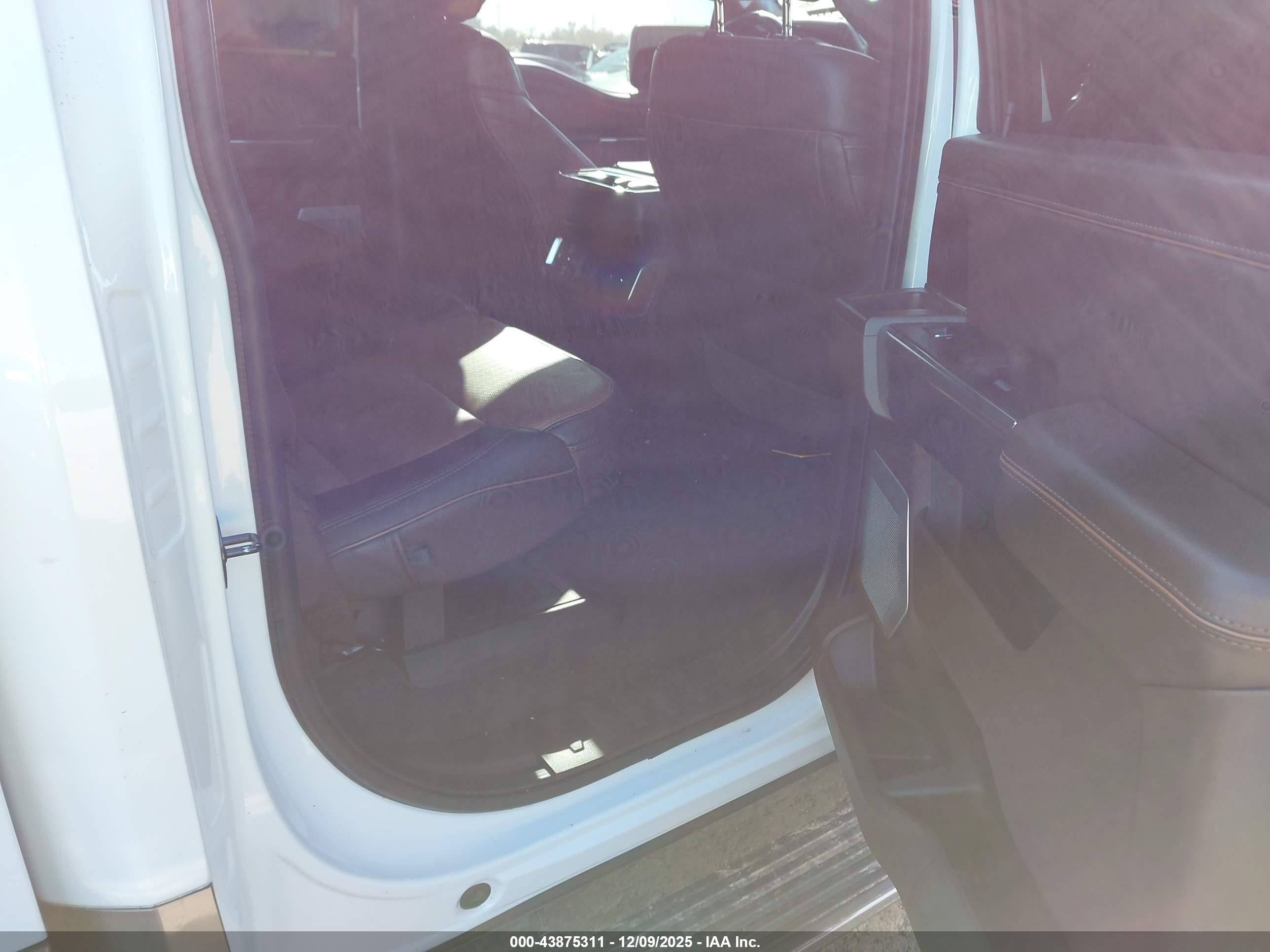 FORD F-150 image 8
