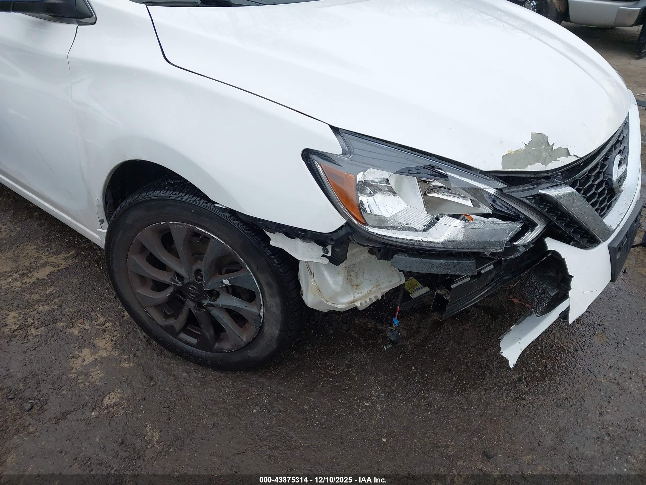 NISSAN SENTRA image 6