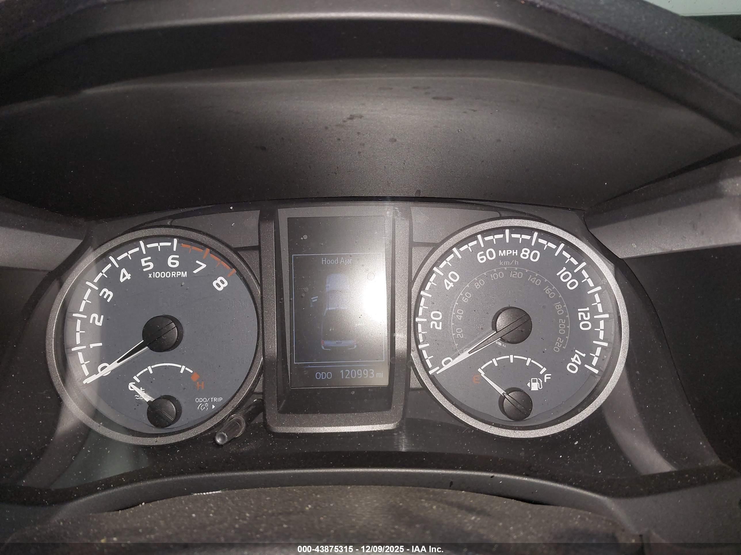 TOYOTA TACOMA image 7