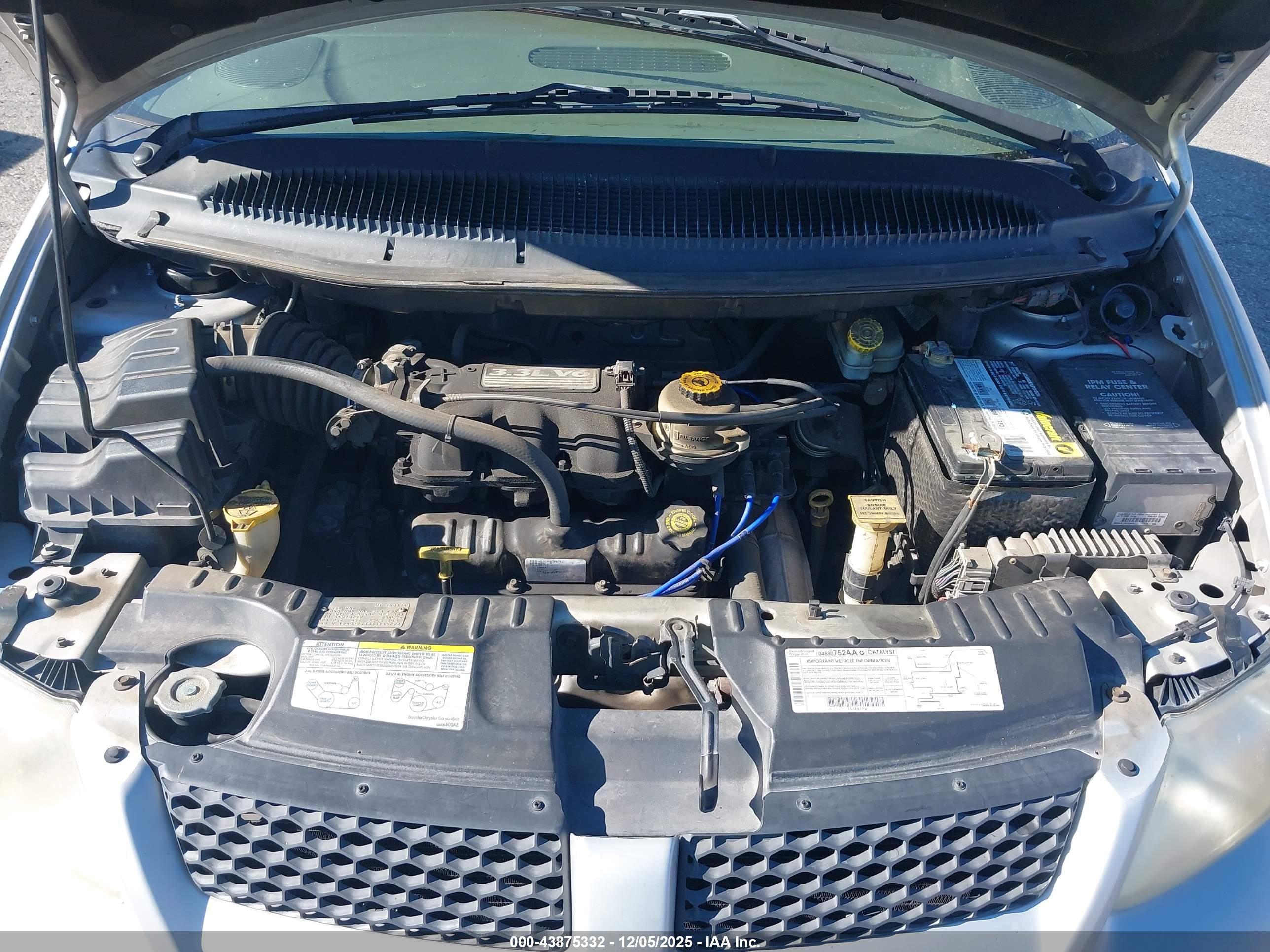 DODGE CARAVAN image 10