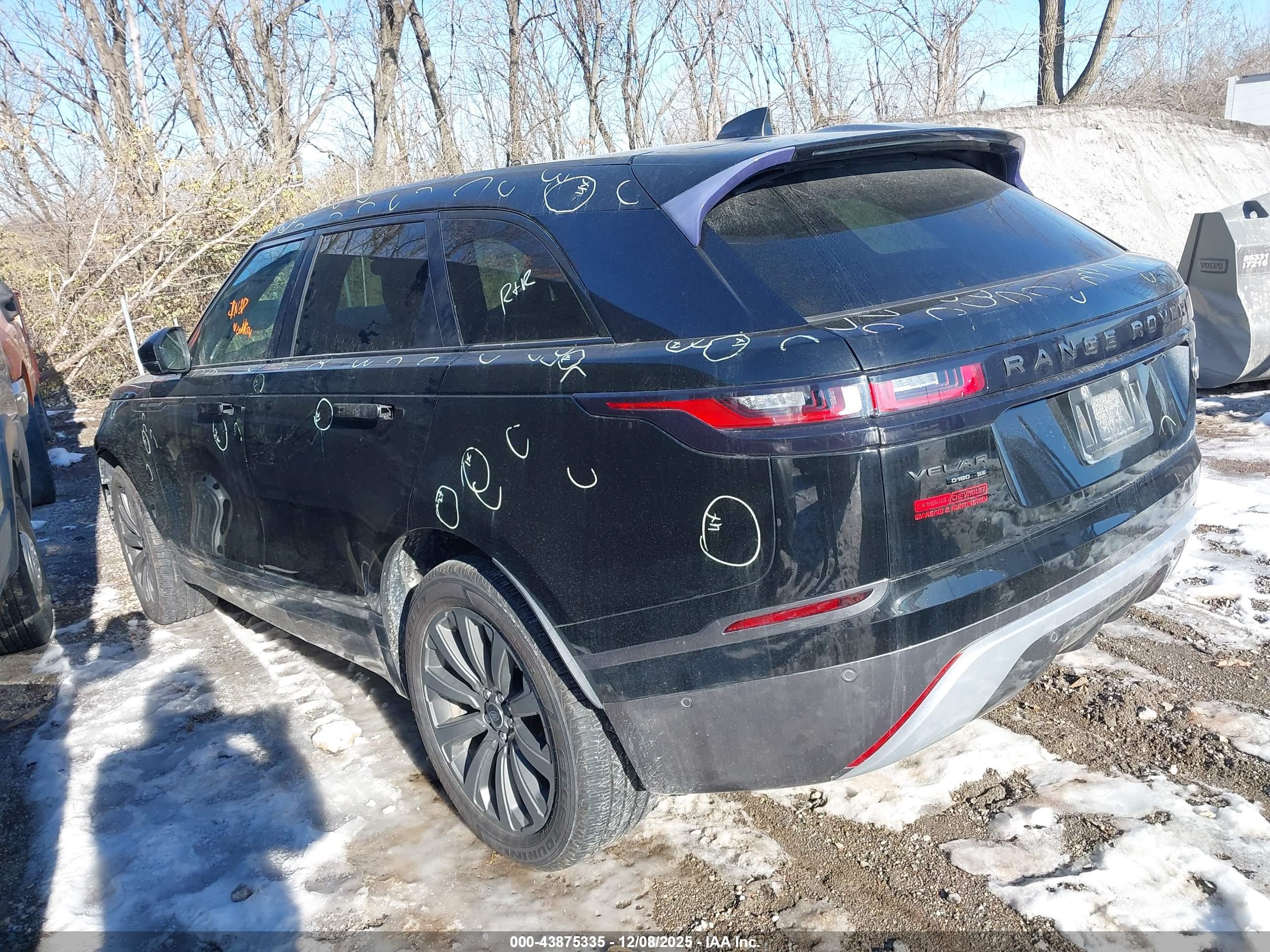 LAND ROVER image 3