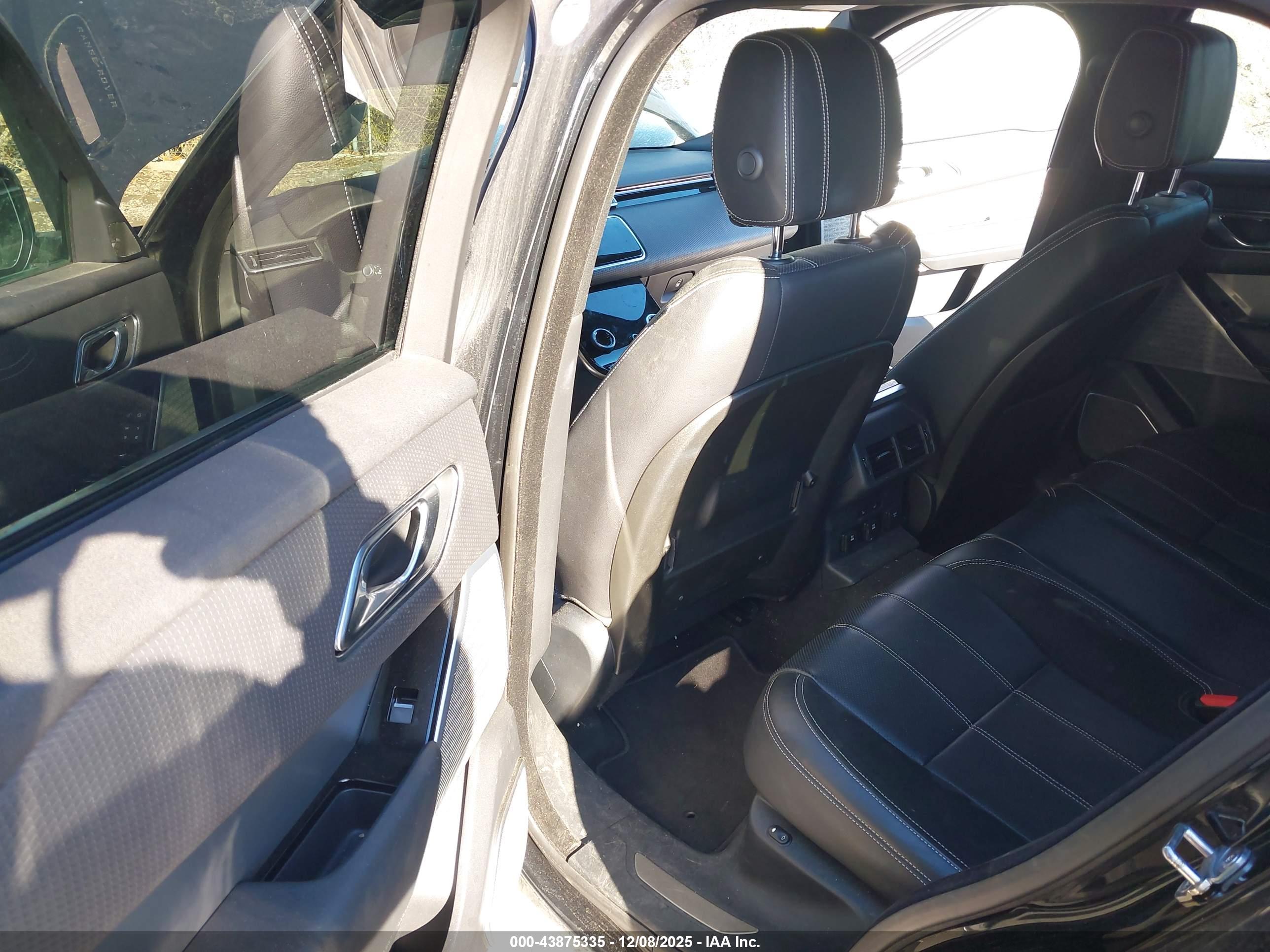 LAND ROVER image 8