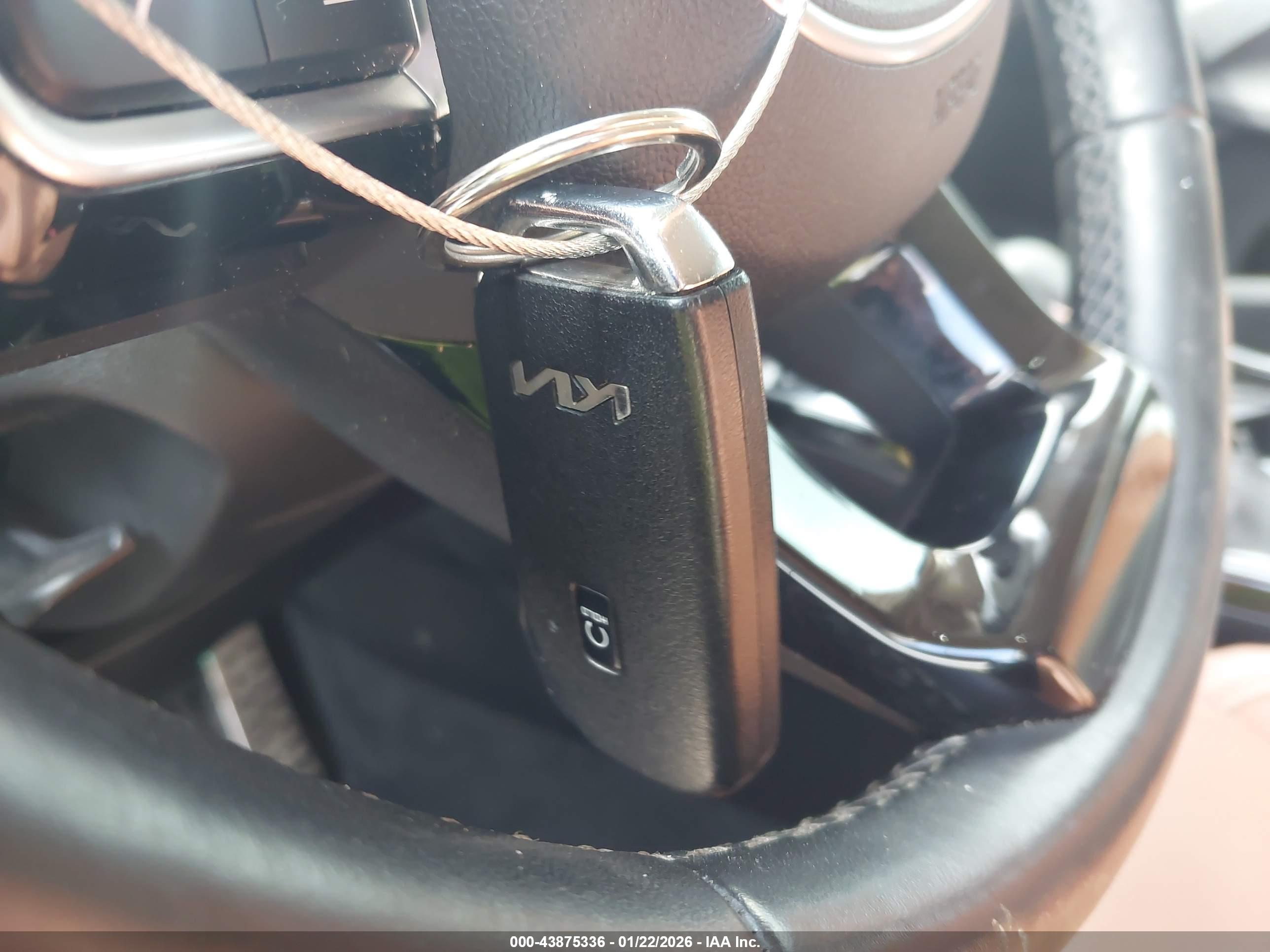 KIA SORENTO image 11