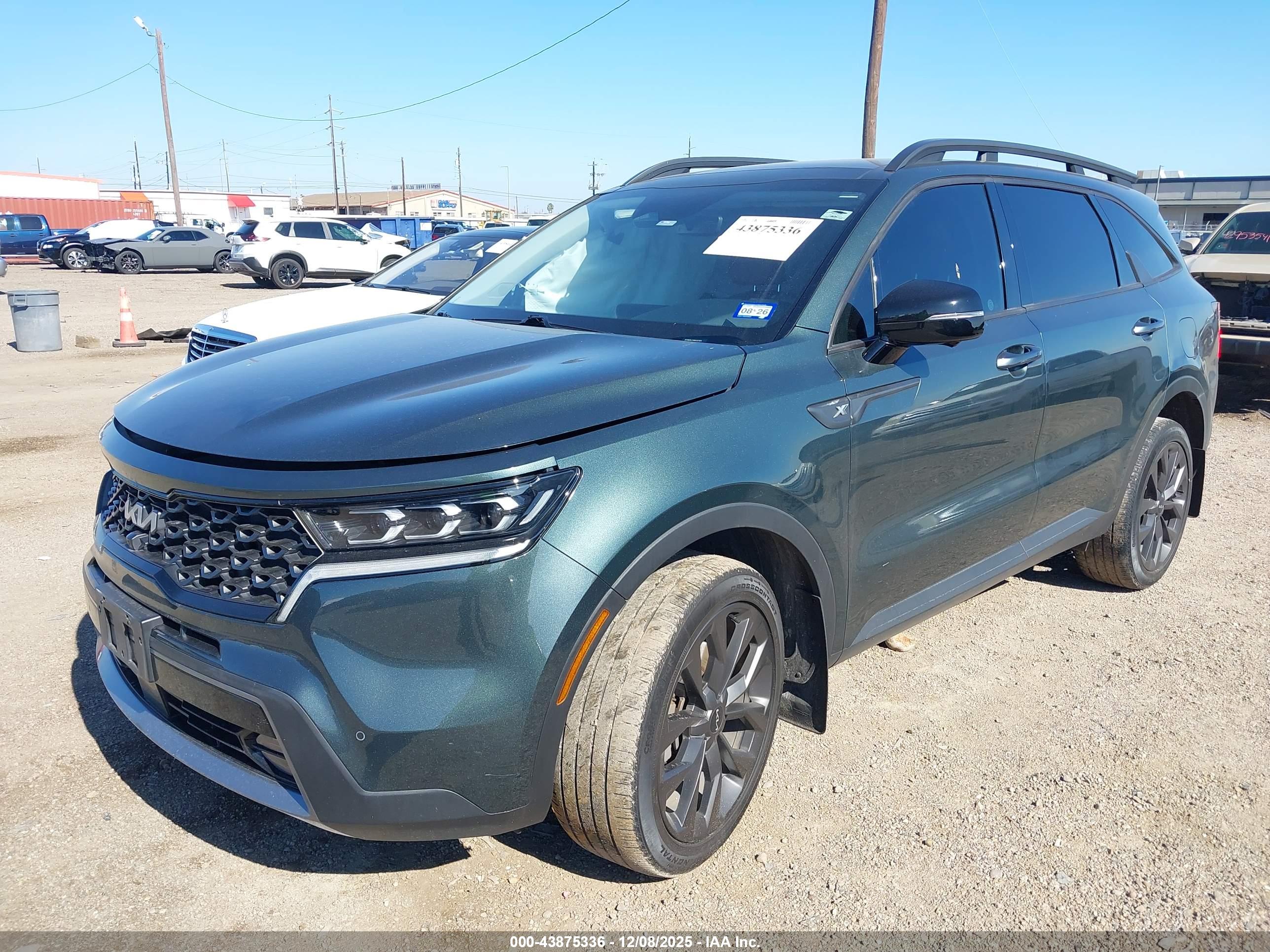 KIA SORENTO image 2