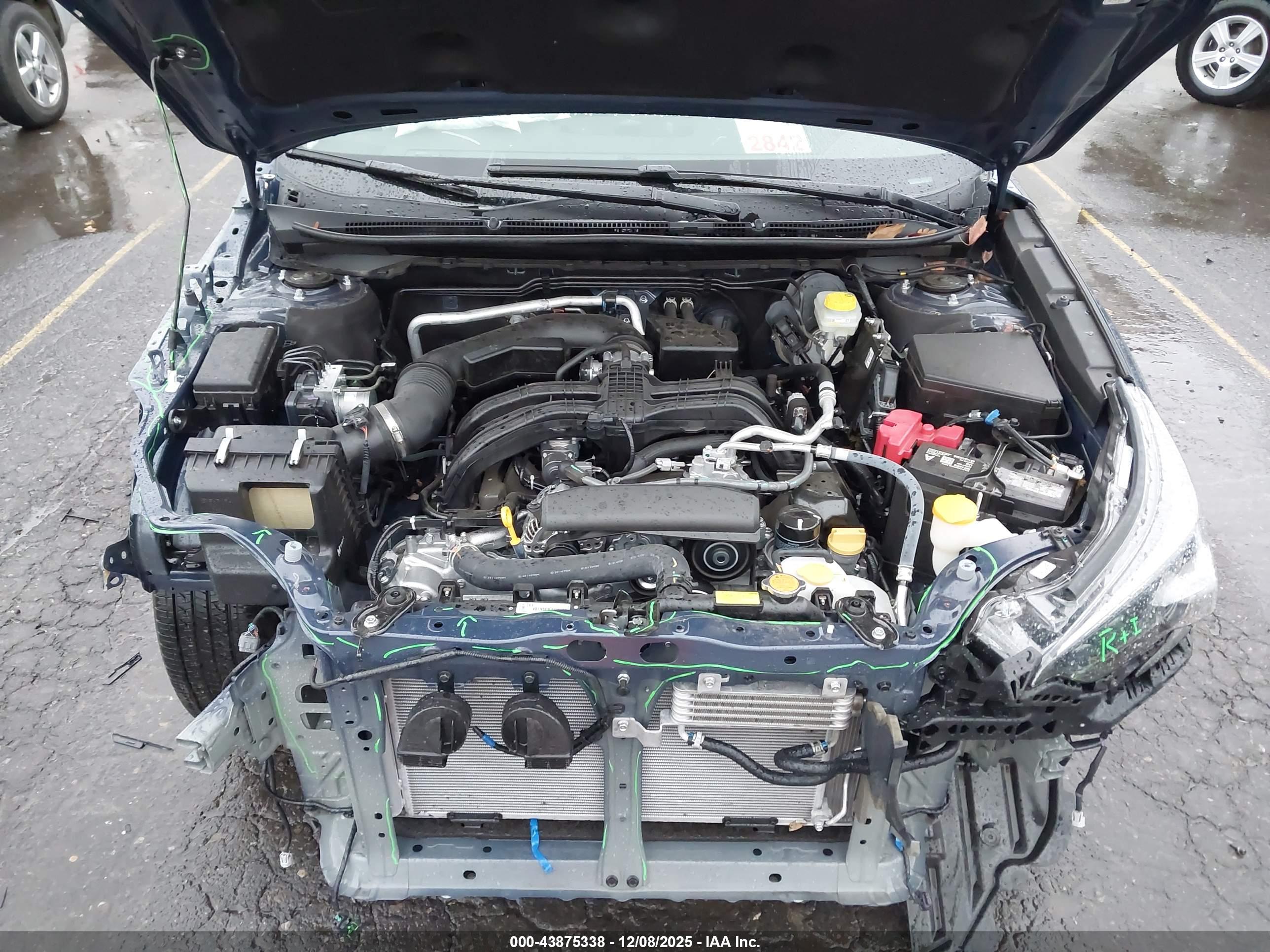 SUBARU OUTBACK image 10