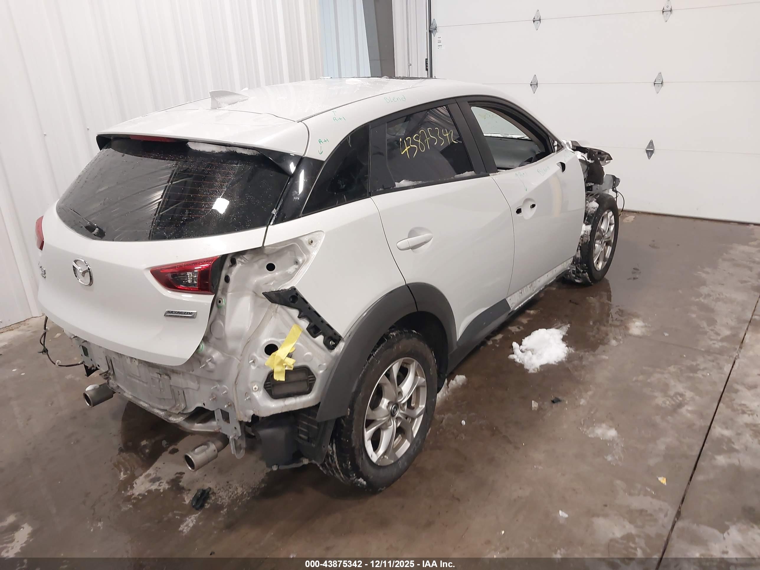 MAZDA CX-3 image 4