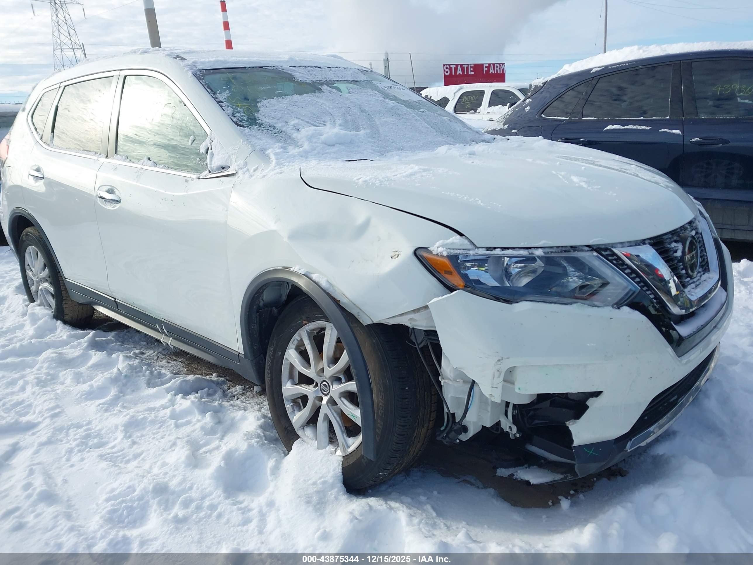 NISSAN ROGUE image 6