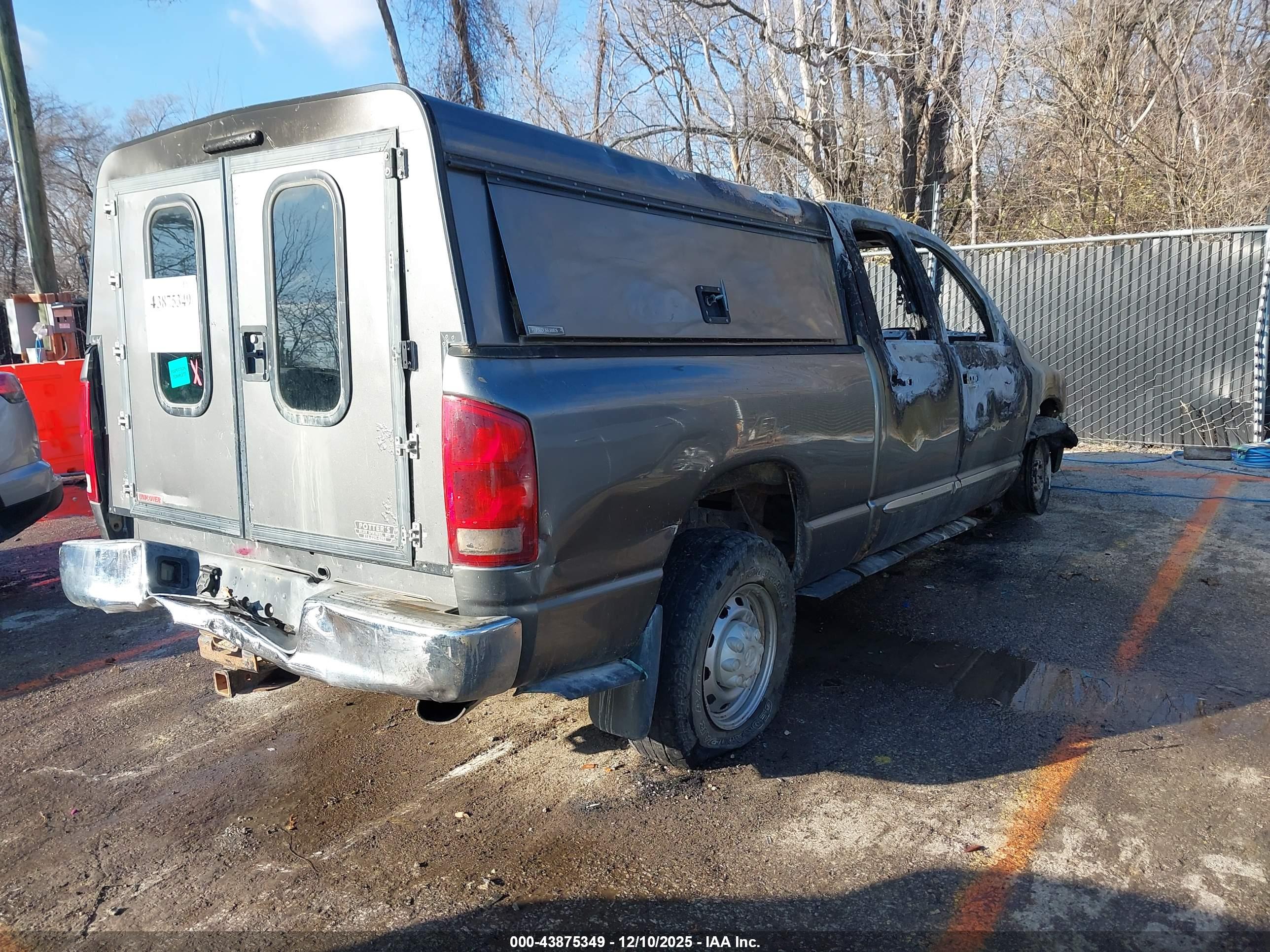DODGE RAM image 4