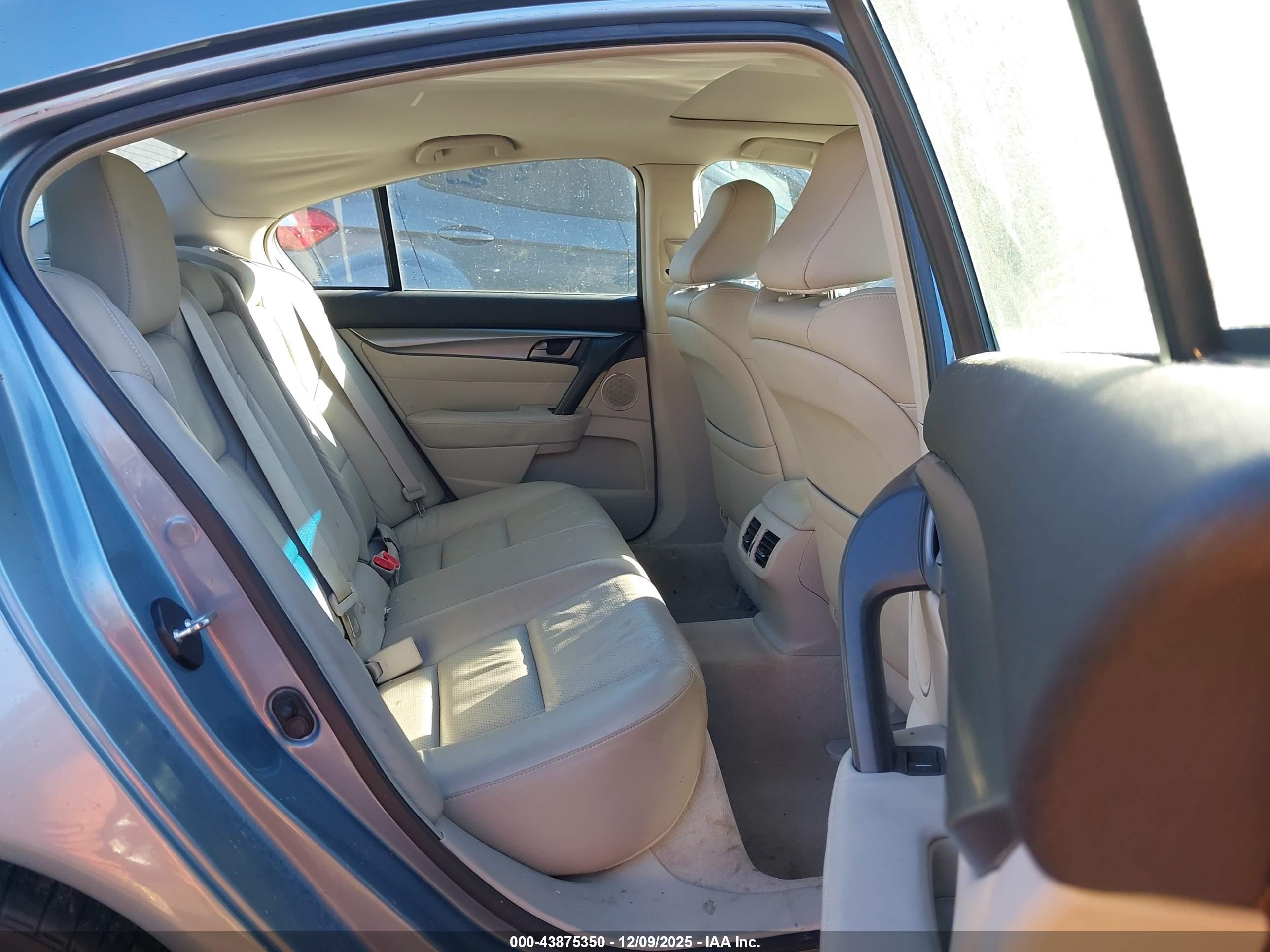 ACURA TL image 8