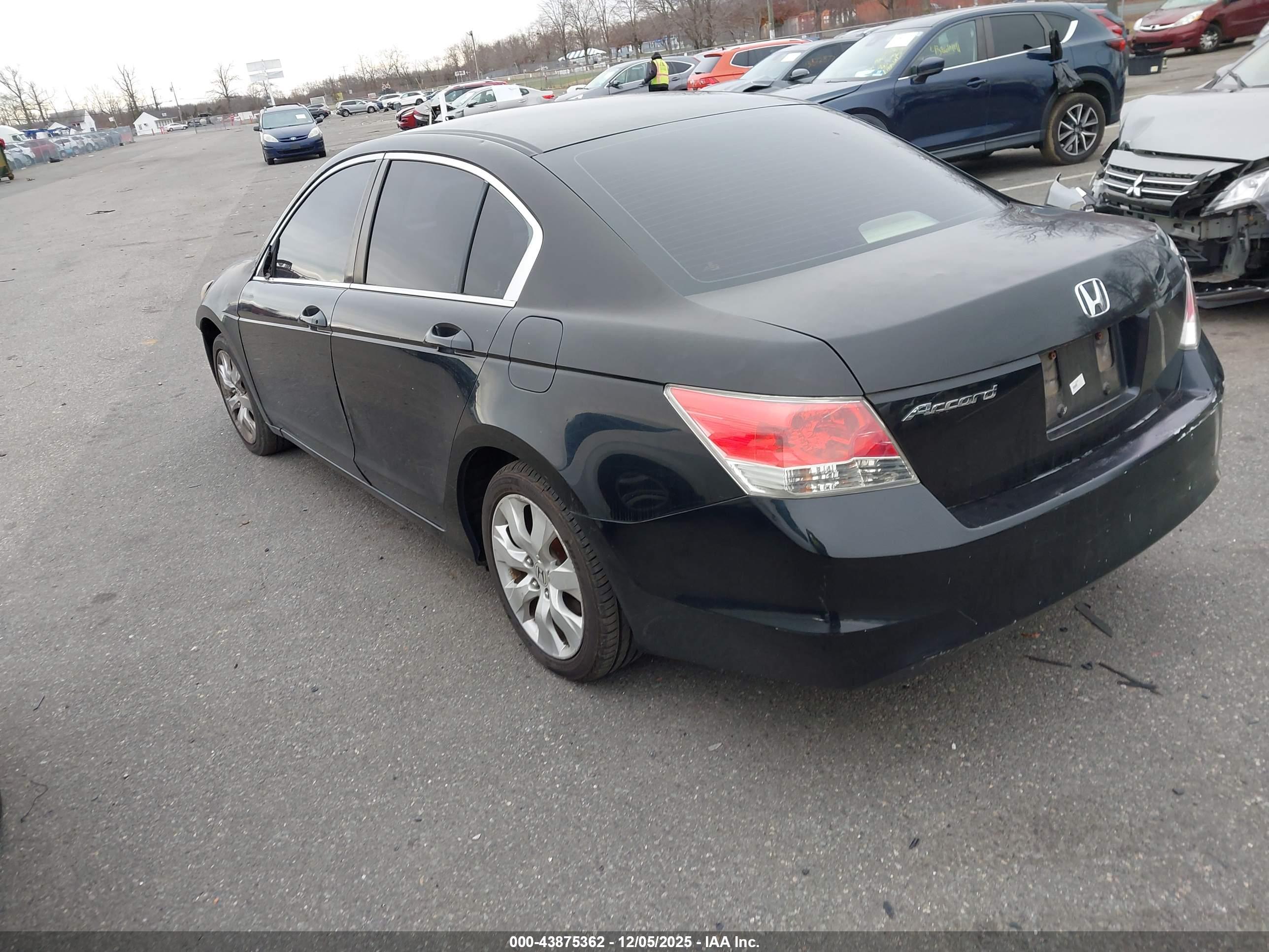 HONDA ACCORD image 3