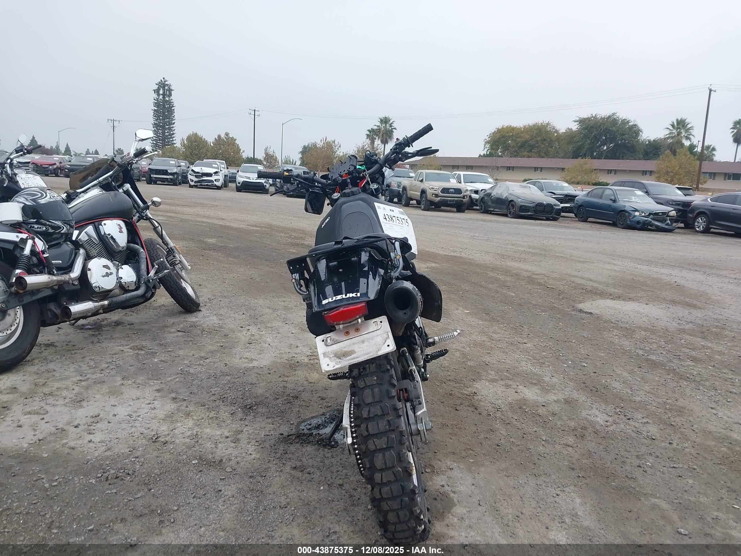 SUZUKI DR650 image 6