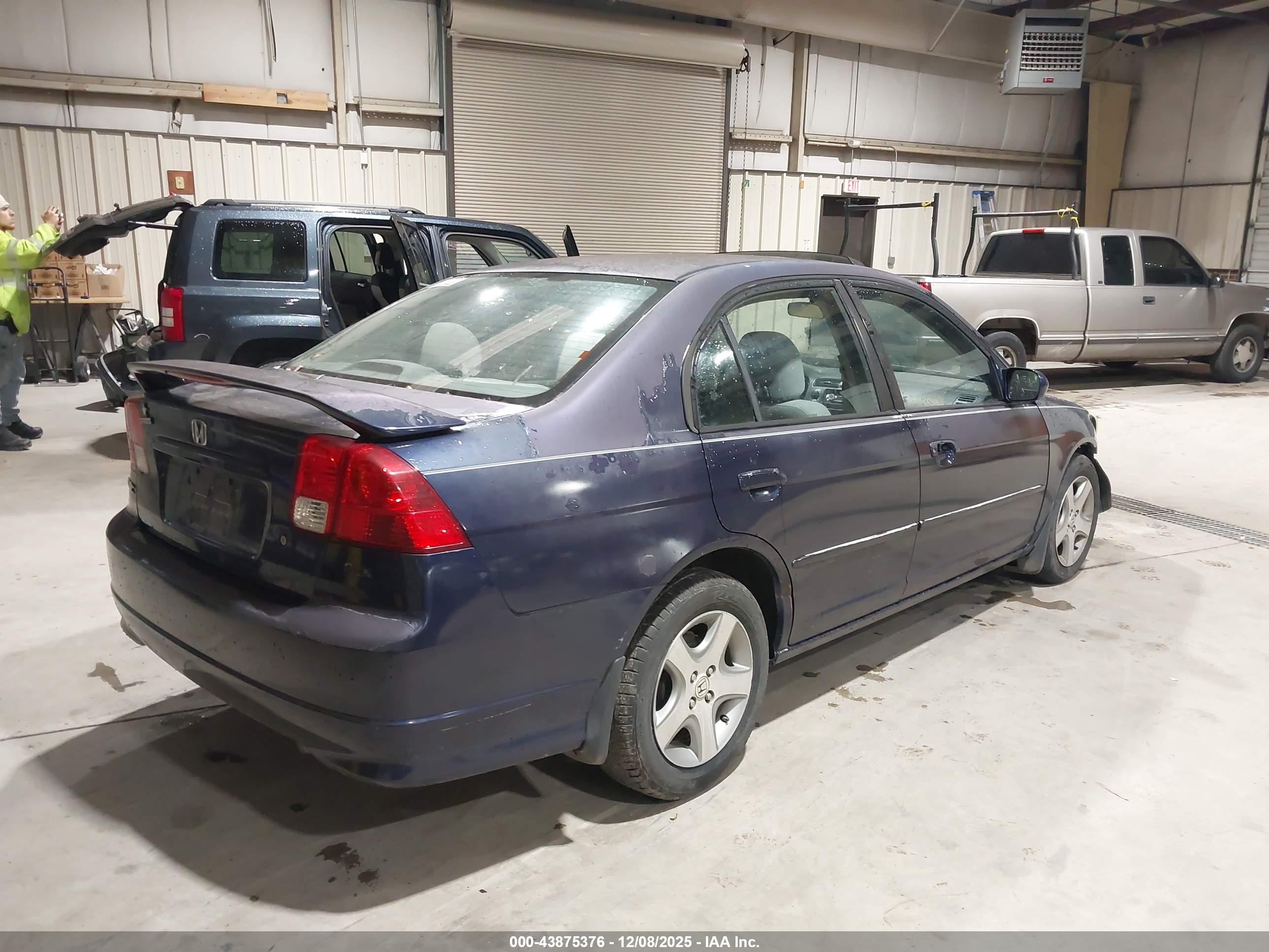 HONDA CIVIC image 4
