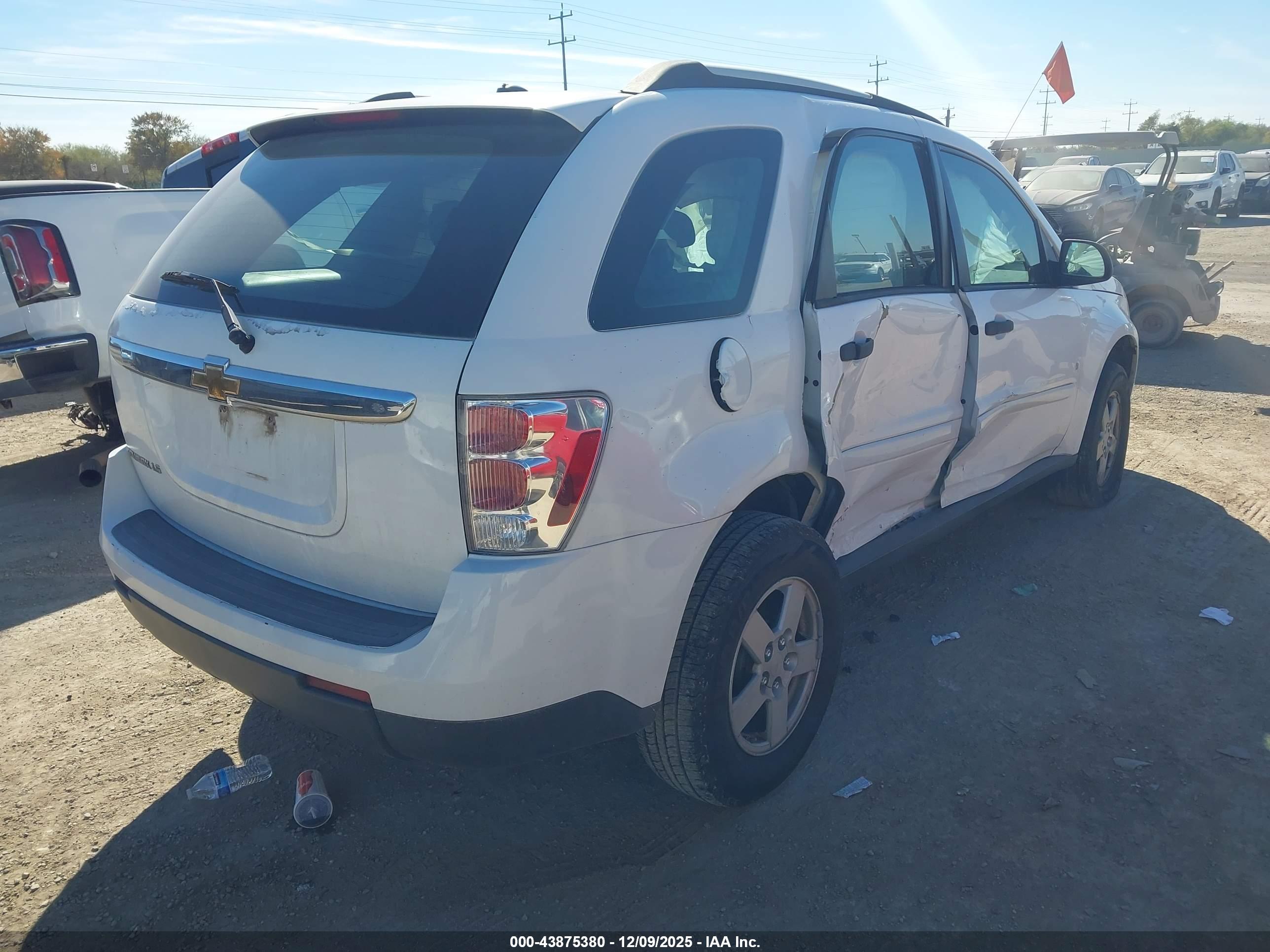 CHEVROLET EQUINOX image 4