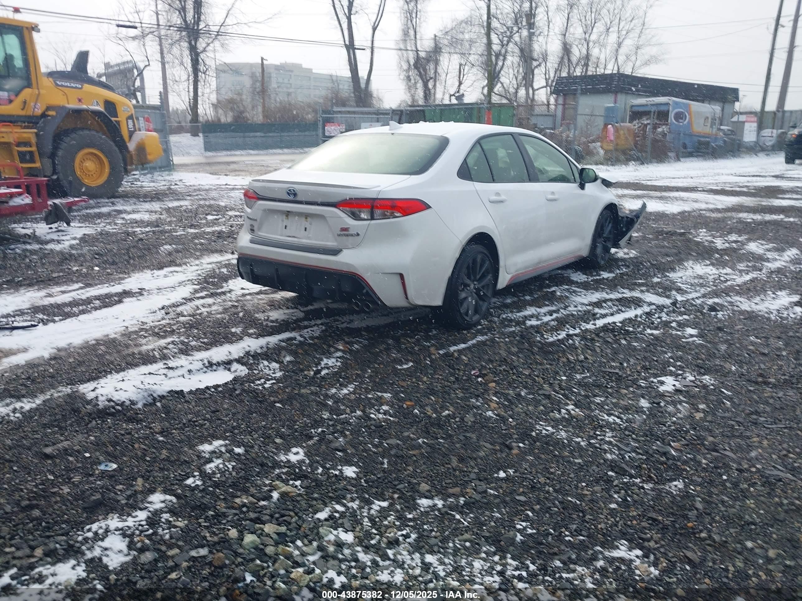 TOYOTA COROLLA image 4