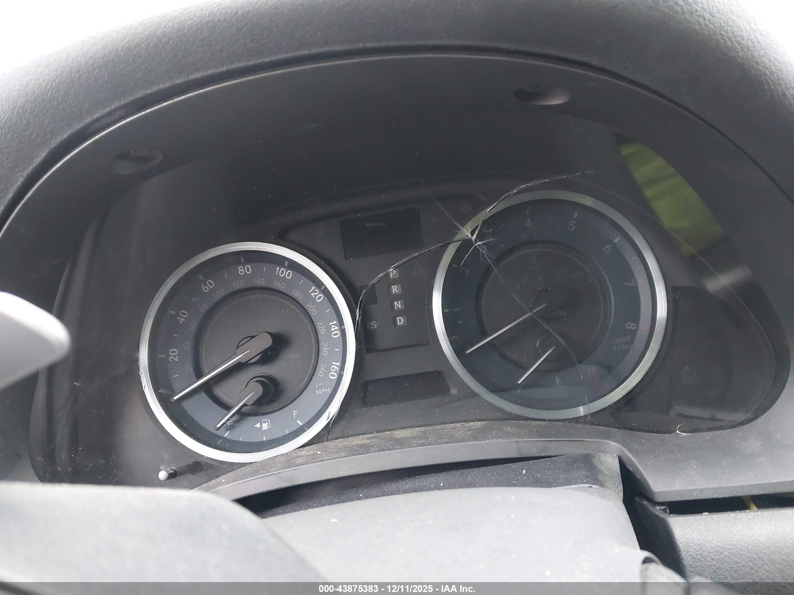 LEXUS IS image 7