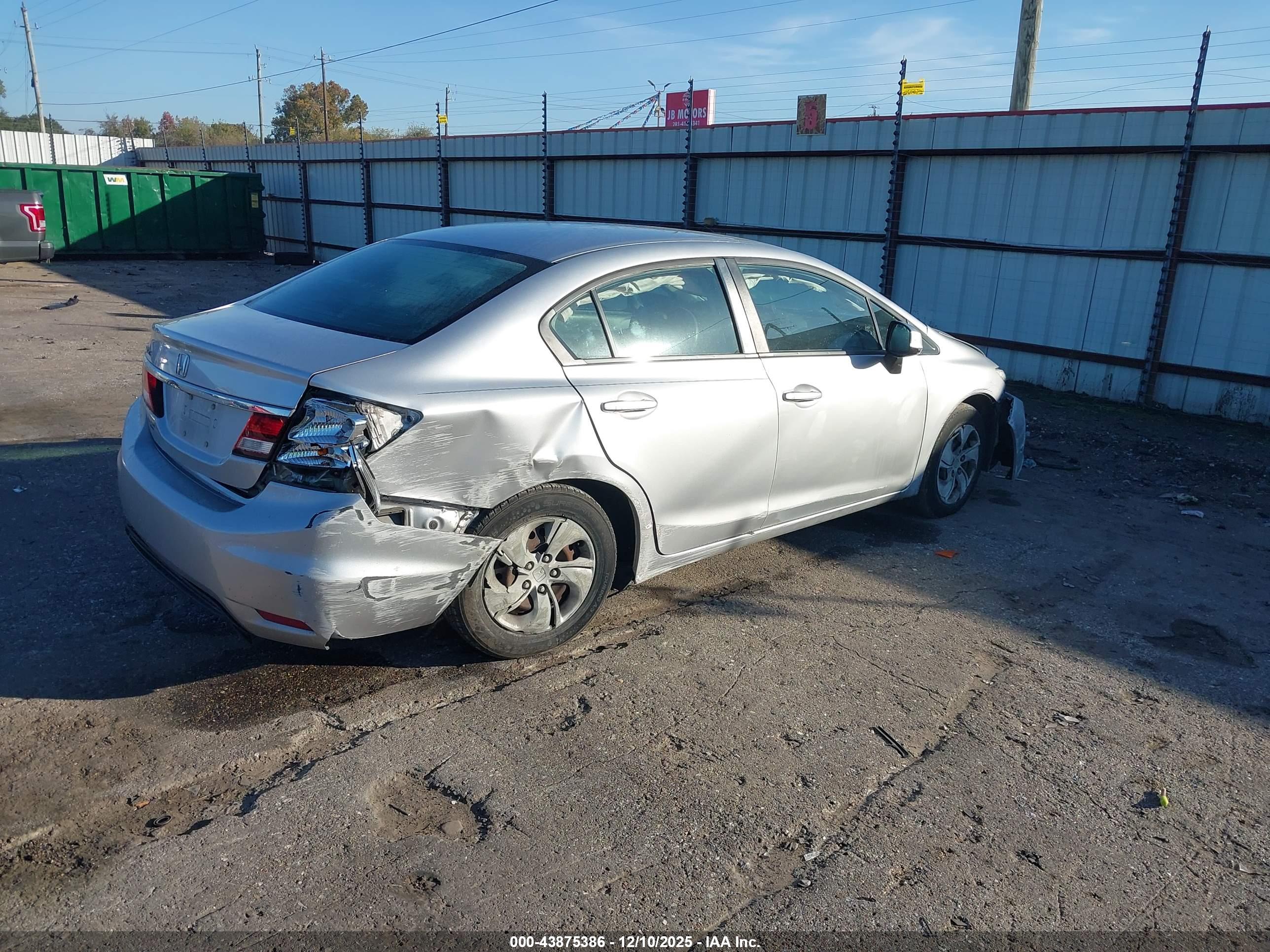 HONDA CIVIC image 4