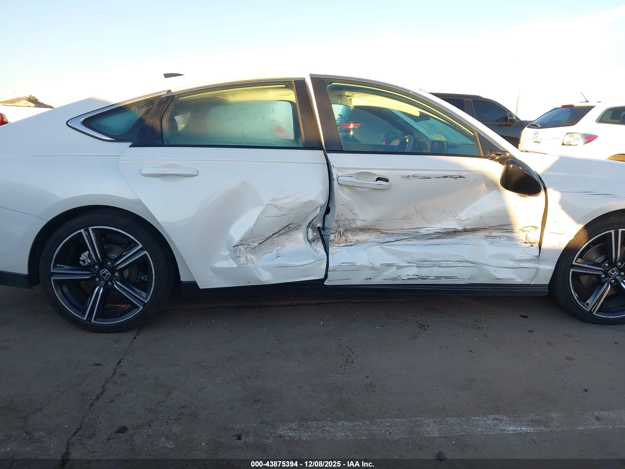 HONDA ACCORD image 6