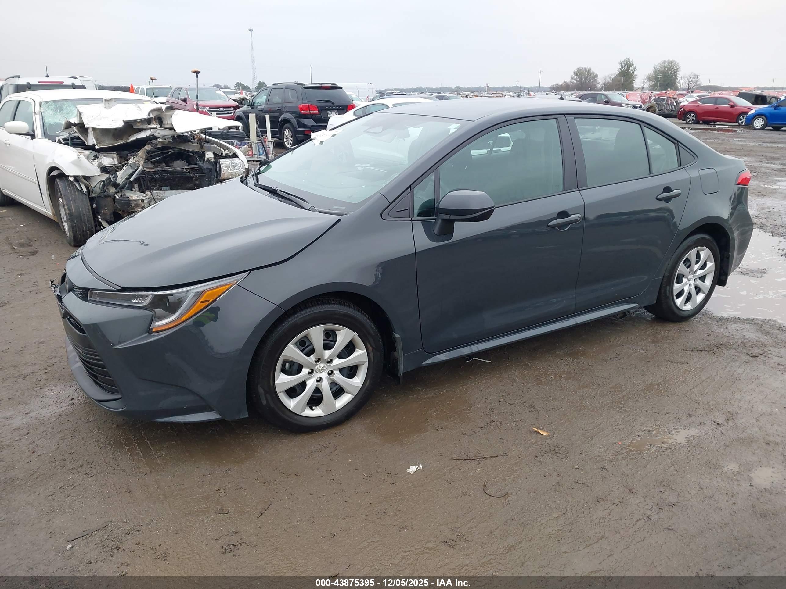 TOYOTA COROLLA image 2