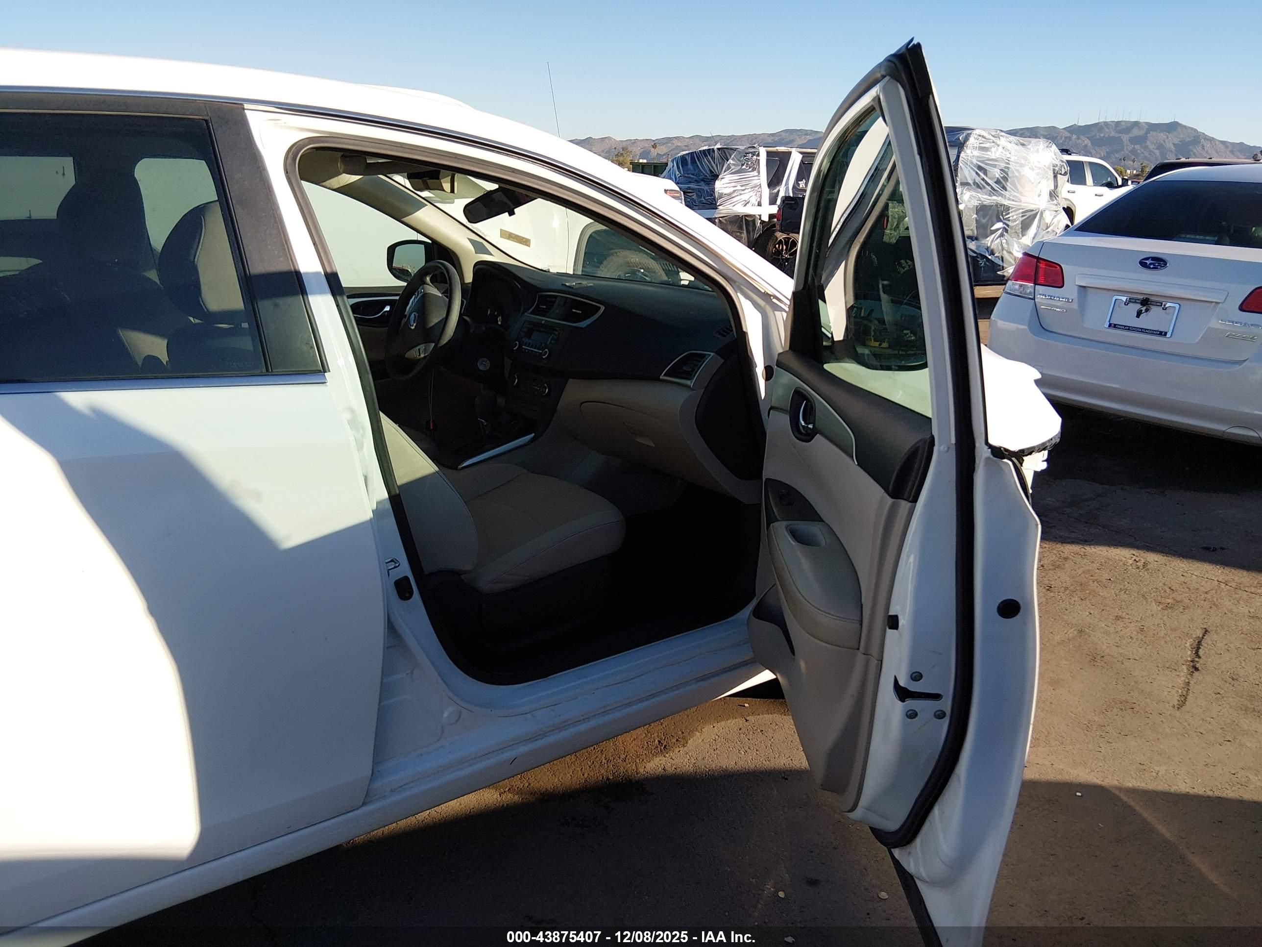 NISSAN SENTRA image 5
