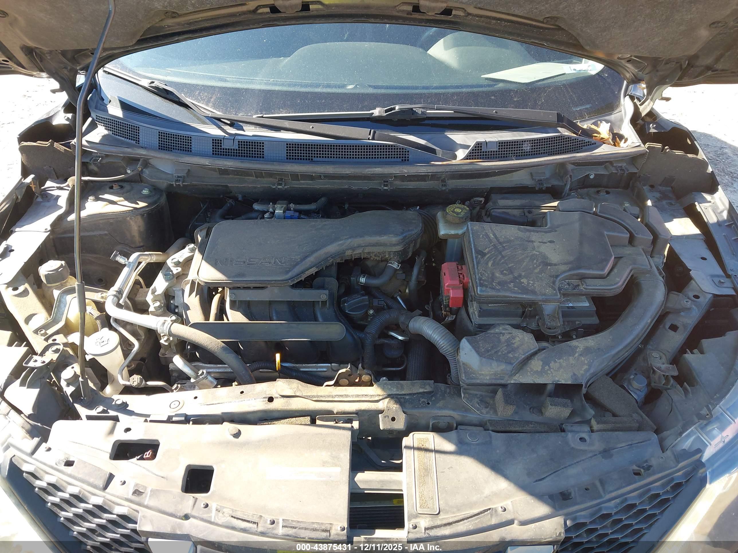 NISSAN ROGUE image 10