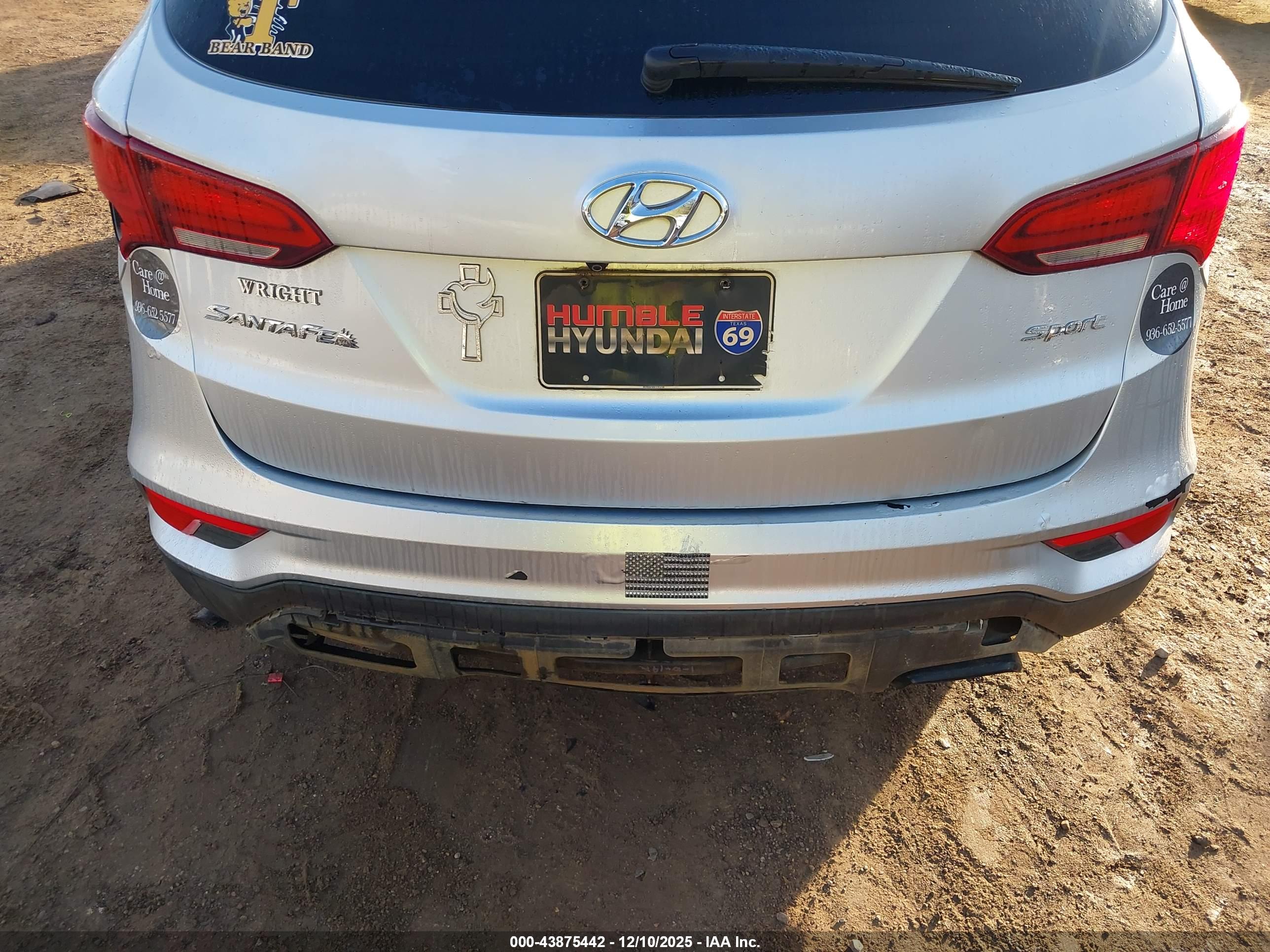 HYUNDAI SANTA image 6