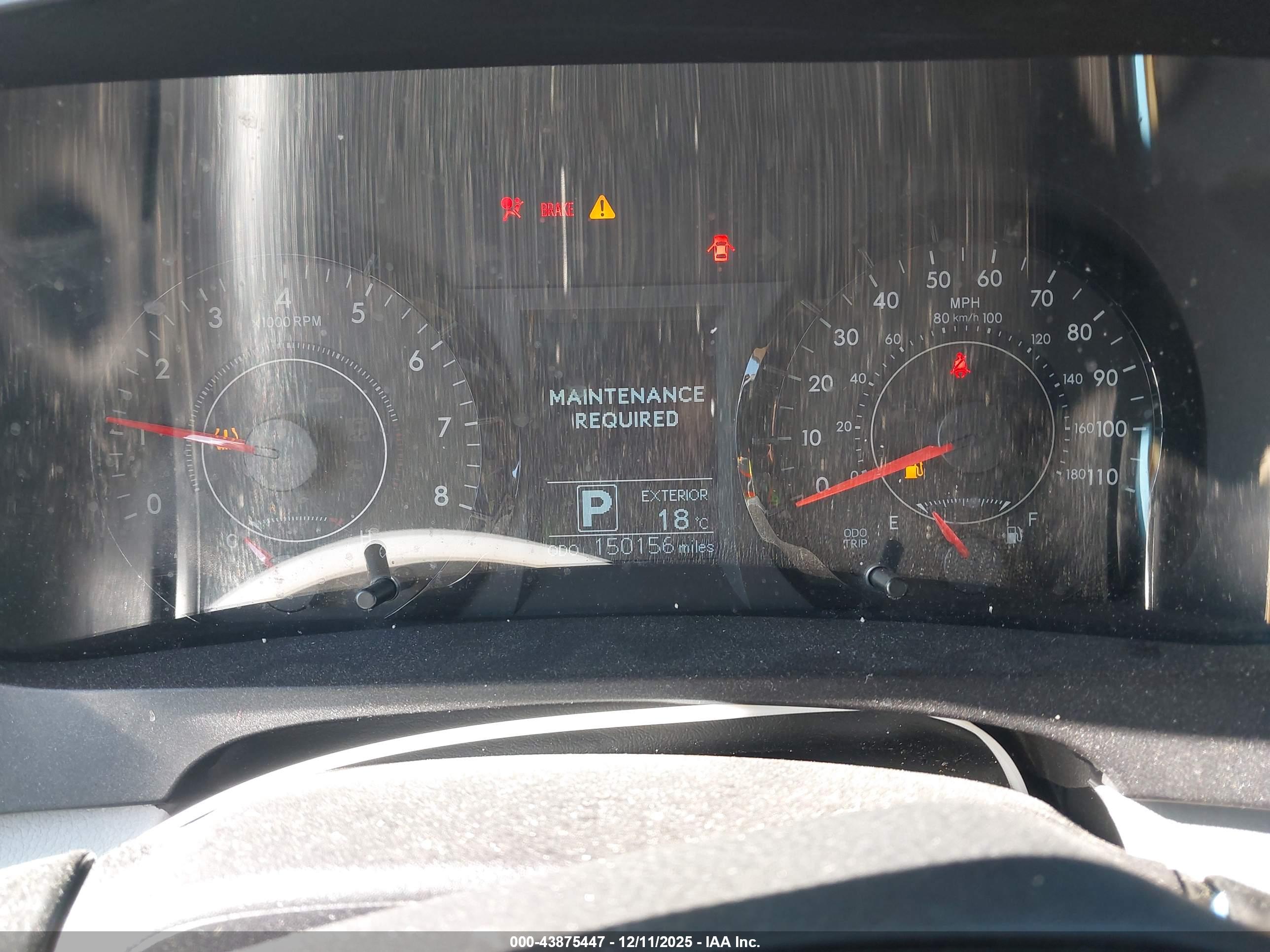 TOYOTA SIENNA image 7