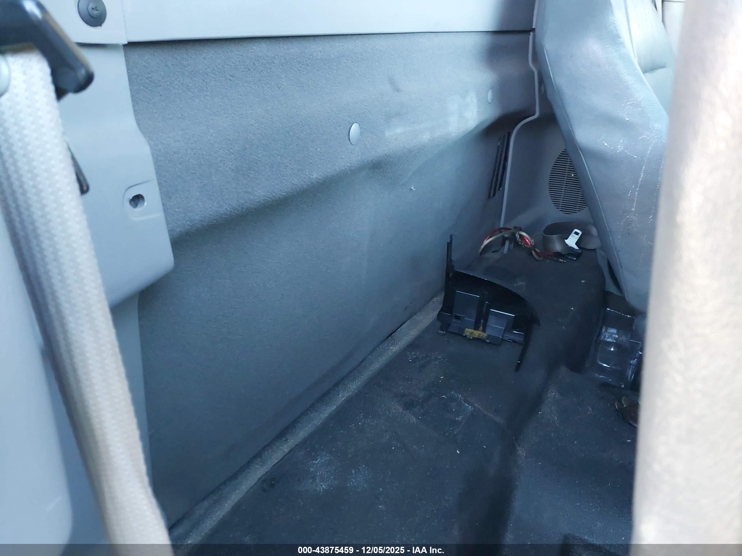 FORD F-150 image 8