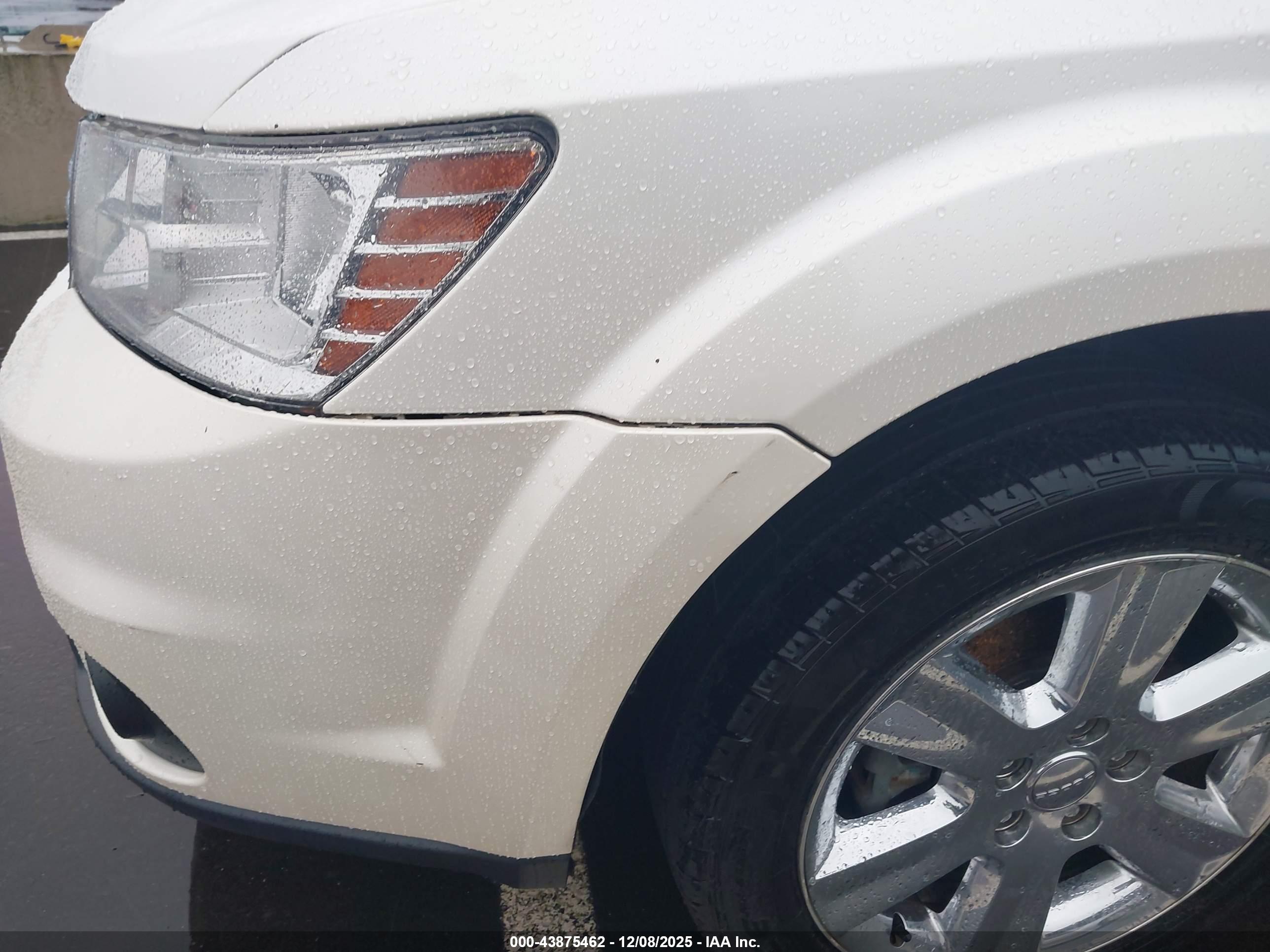 DODGE JOURNEY image 6