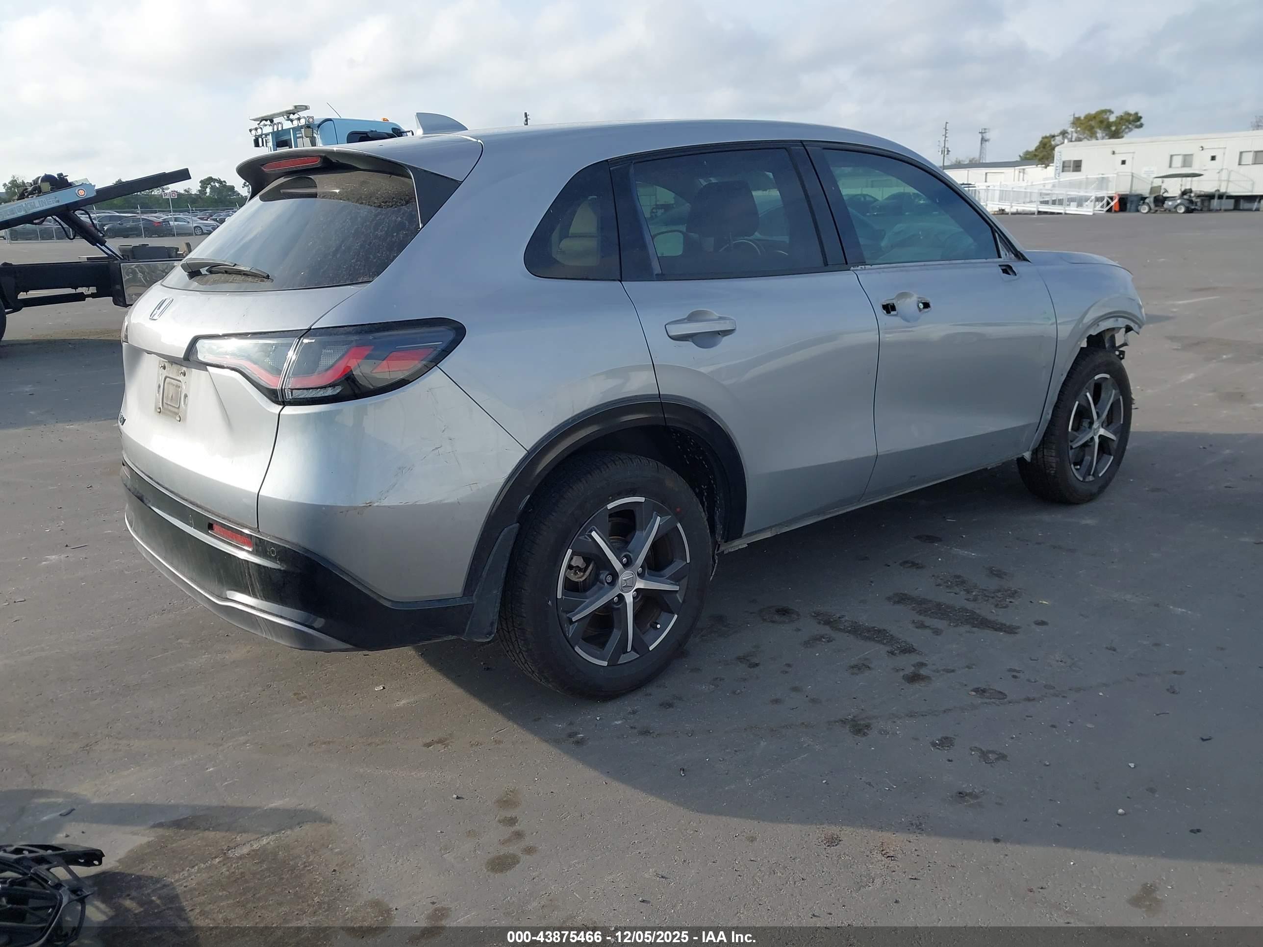 HONDA HR-V image 4