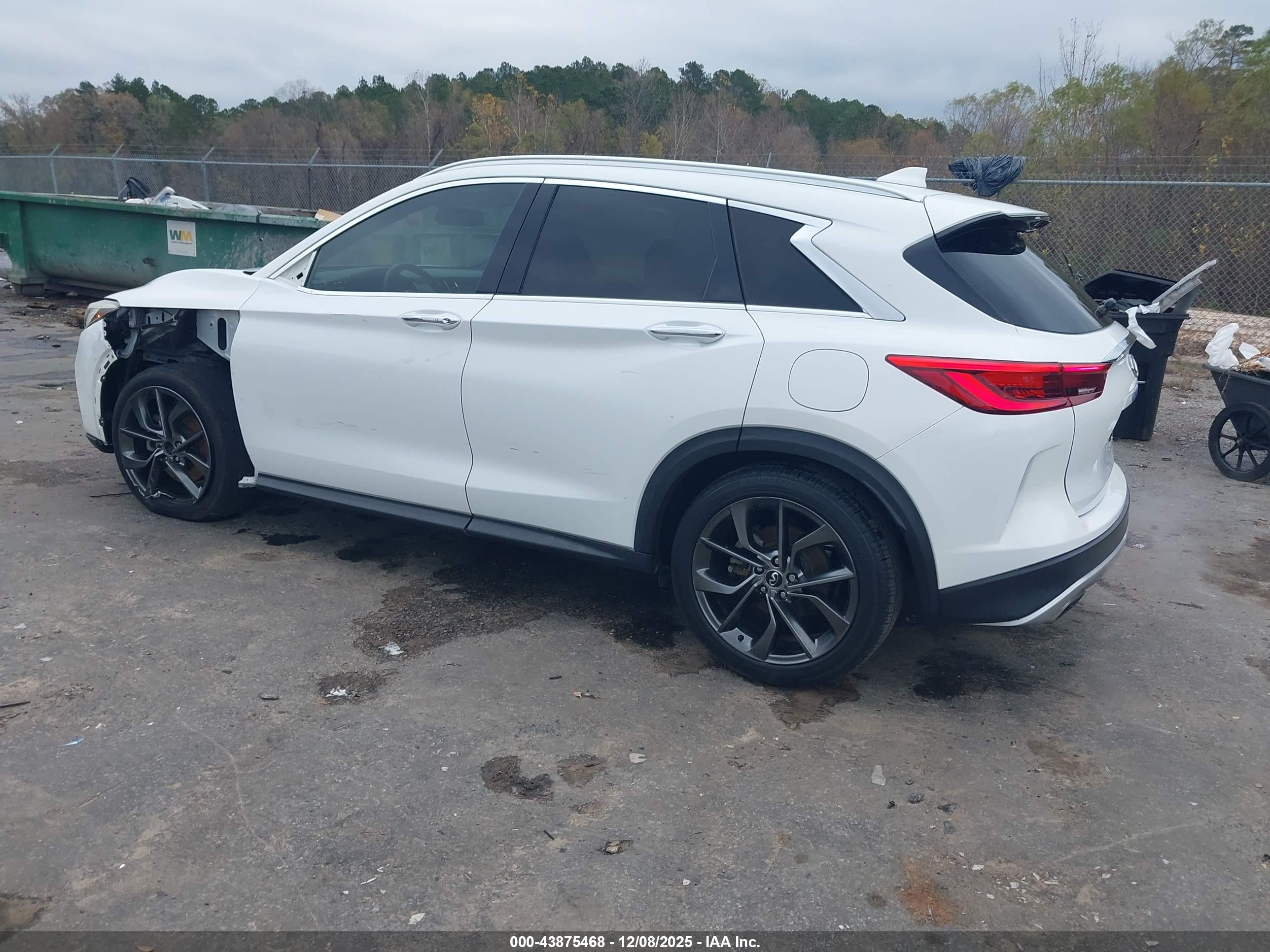 INFINITI QX50 image 3