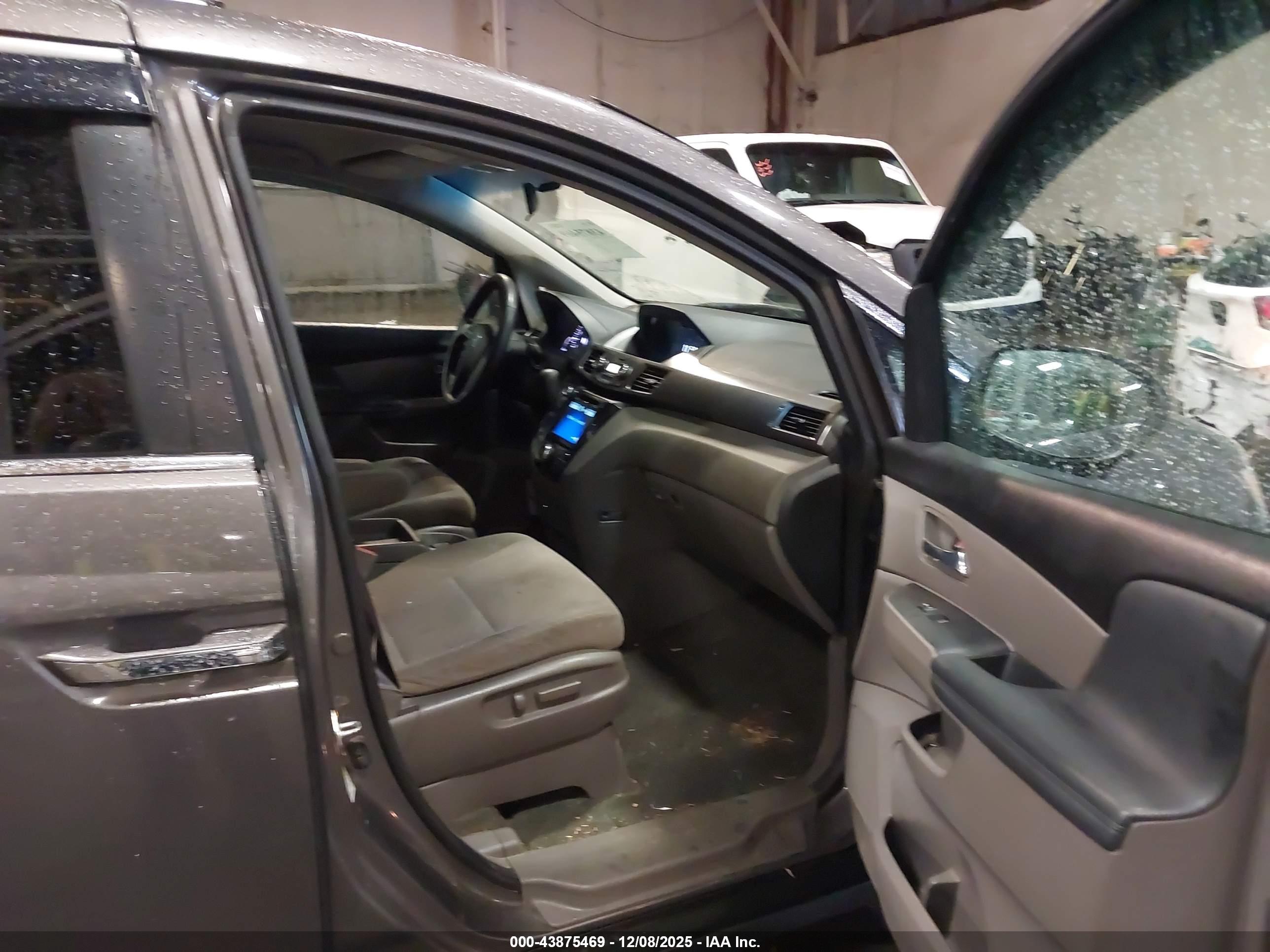 HONDA ODYSSEY image 5