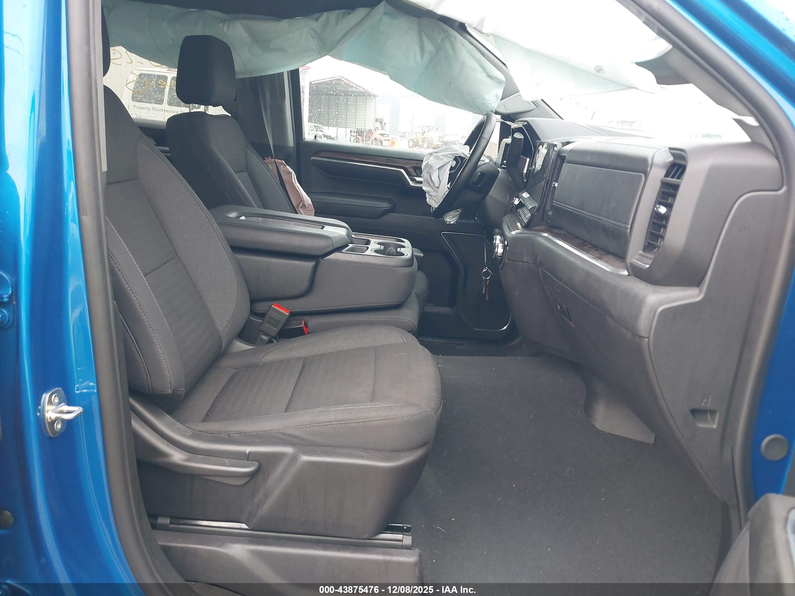 GMC SIERRA image 5