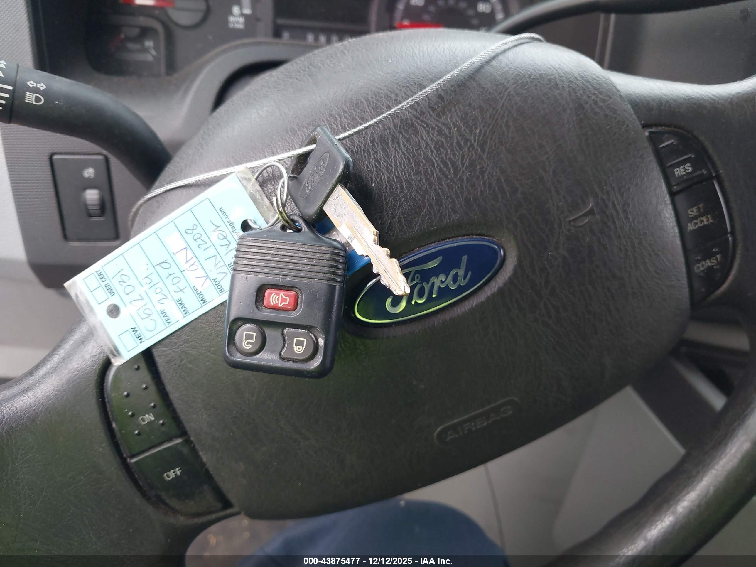 FORD E-150 image 11
