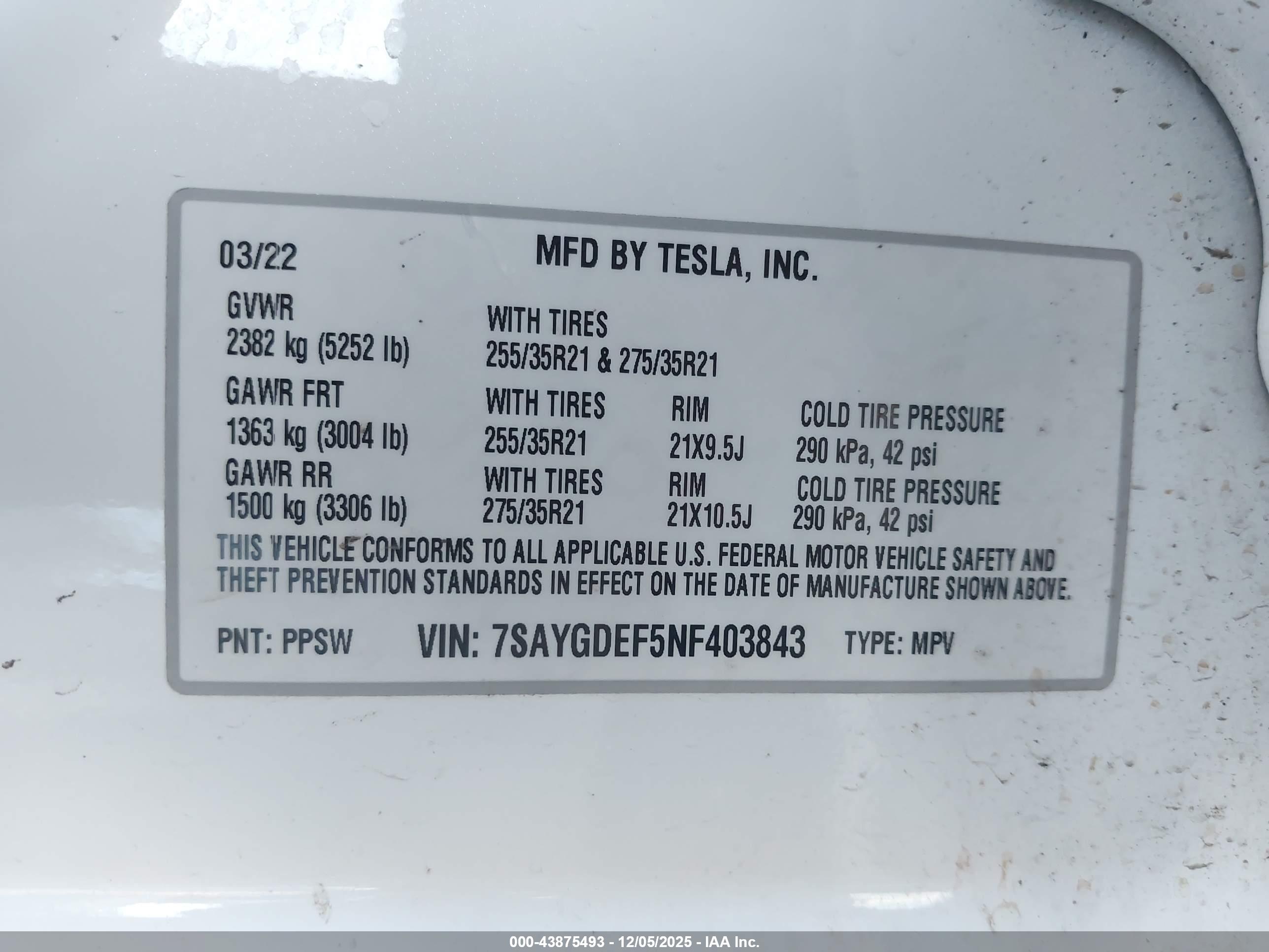 TESLA MODEL image 9