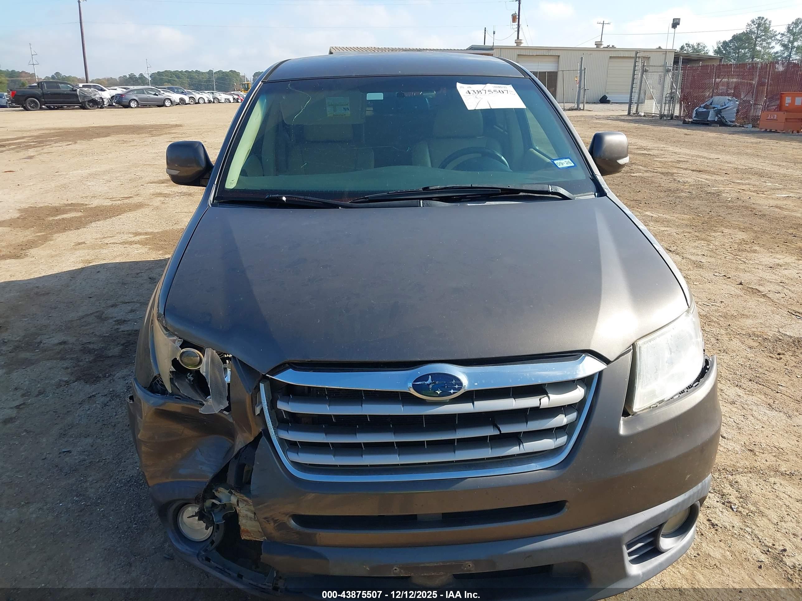 SUBARU TRIBECA image 6